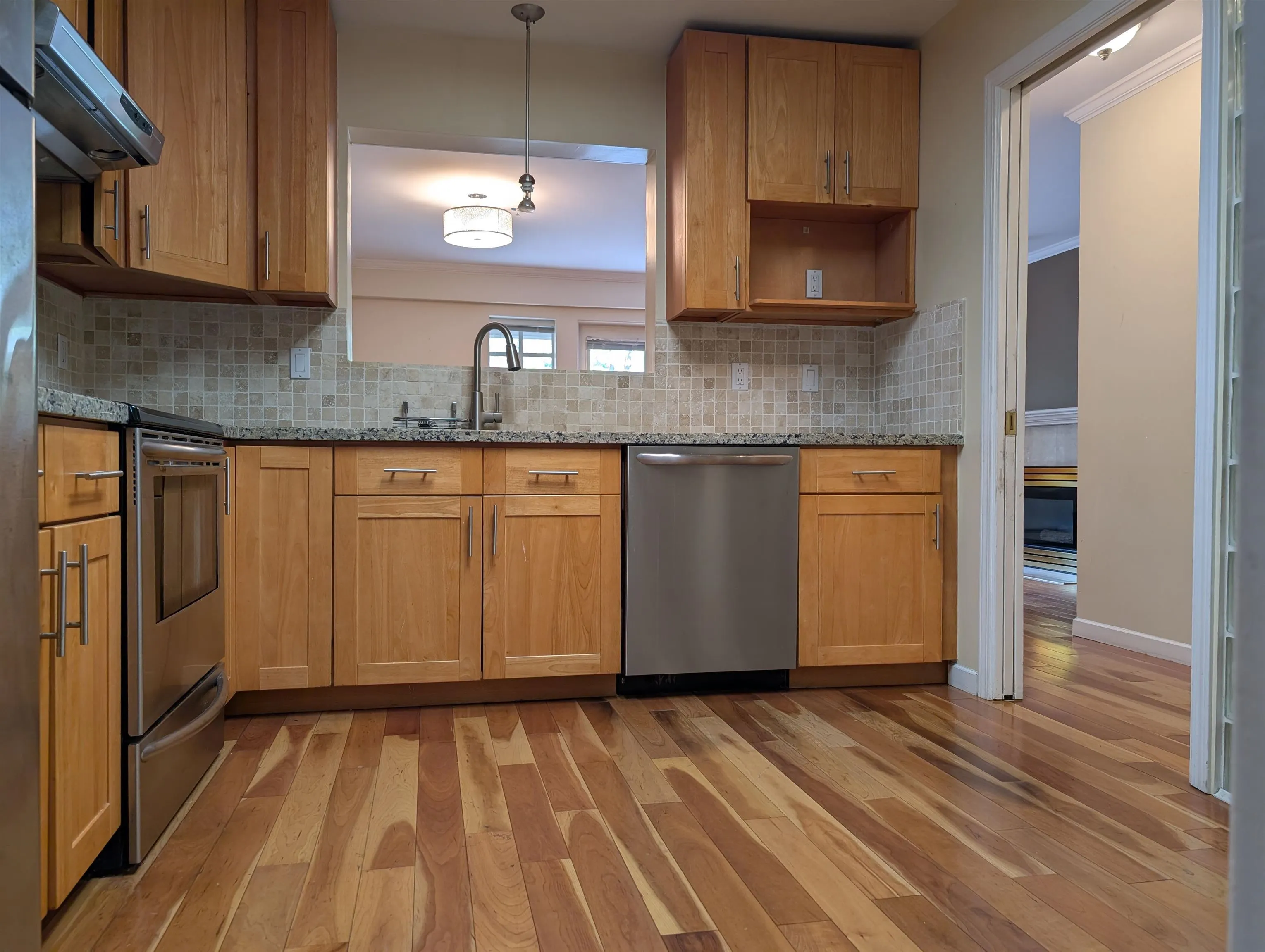 104 5880 Hampton Place