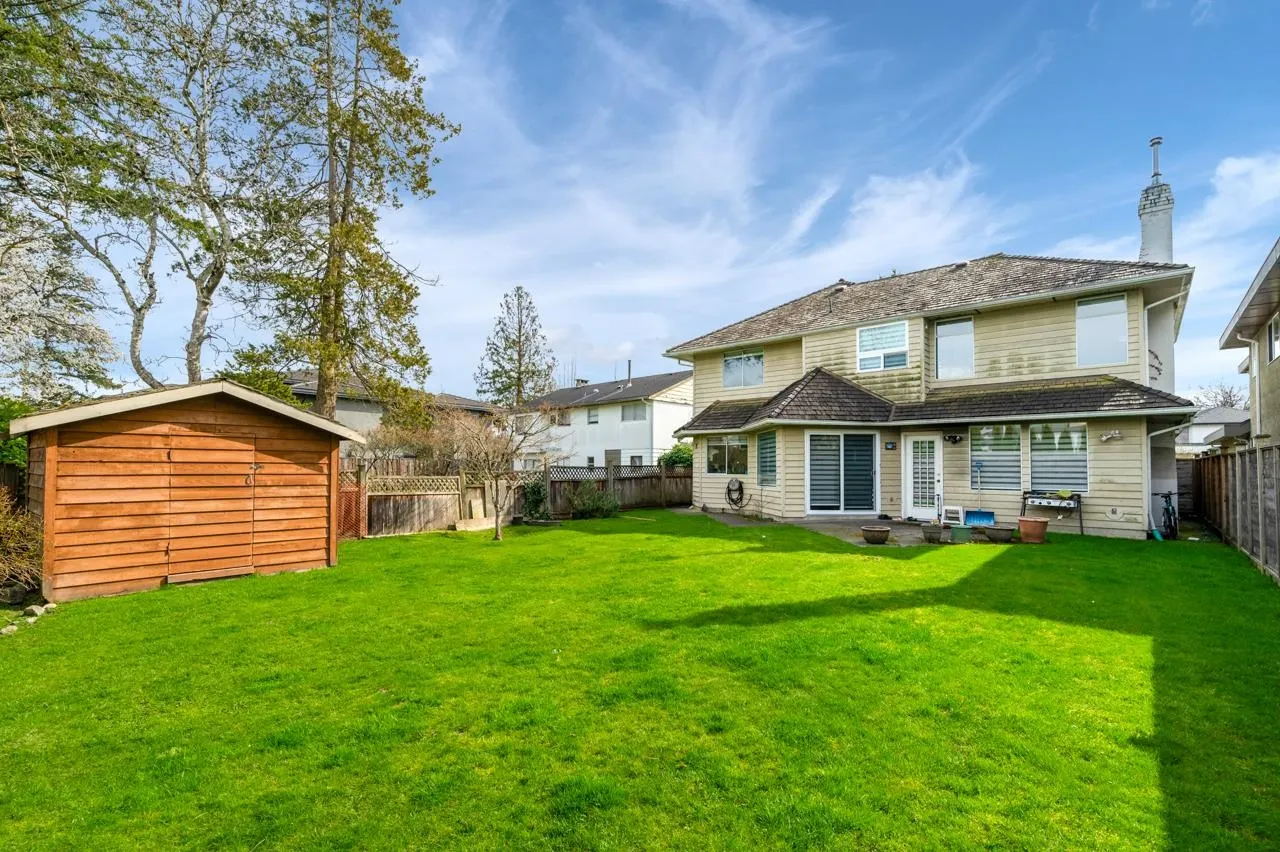 5571 Forsyth Crescent