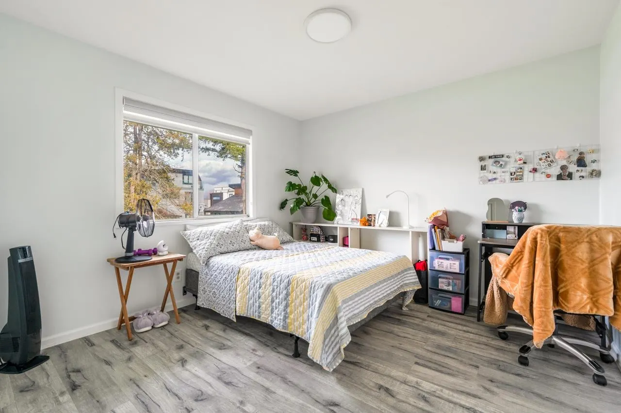 5571 Forsyth Crescent