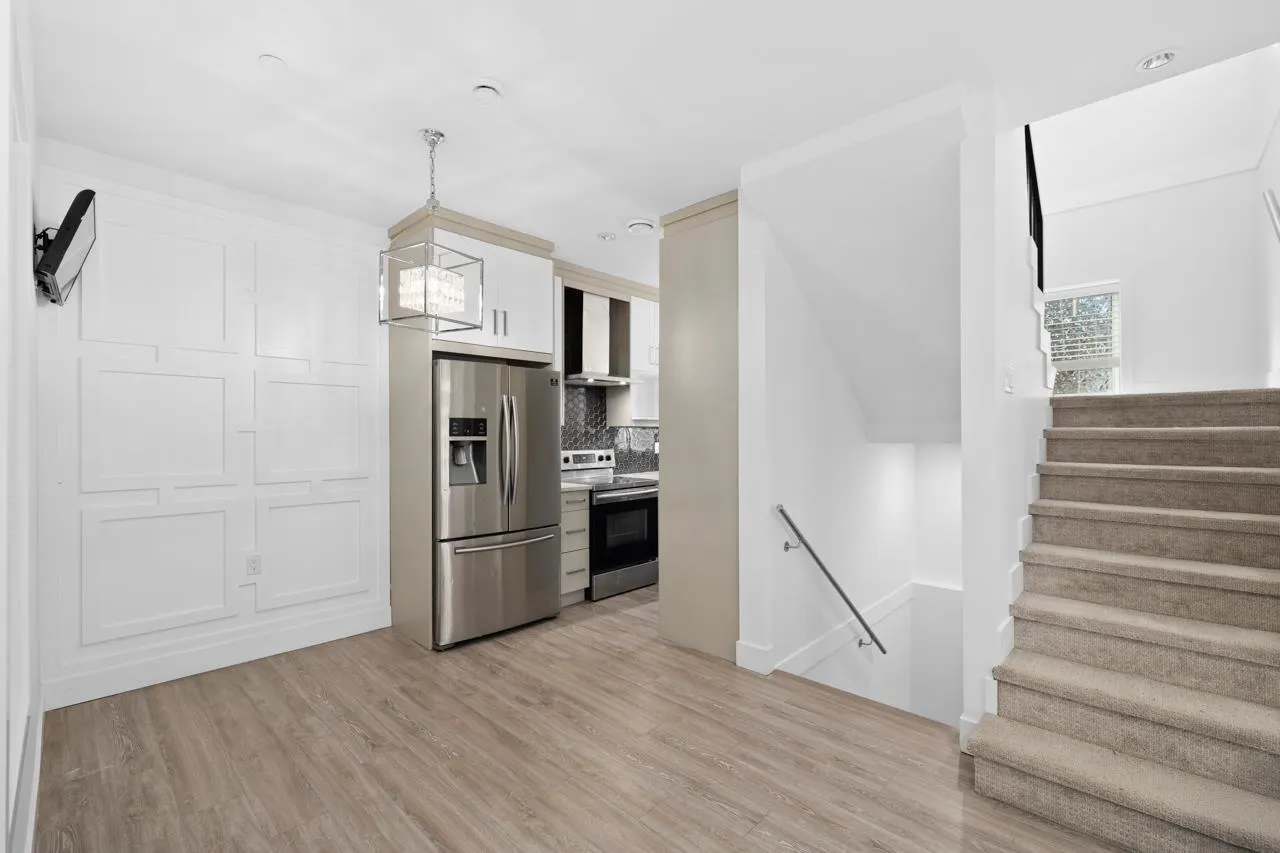 3133 Glen Drive