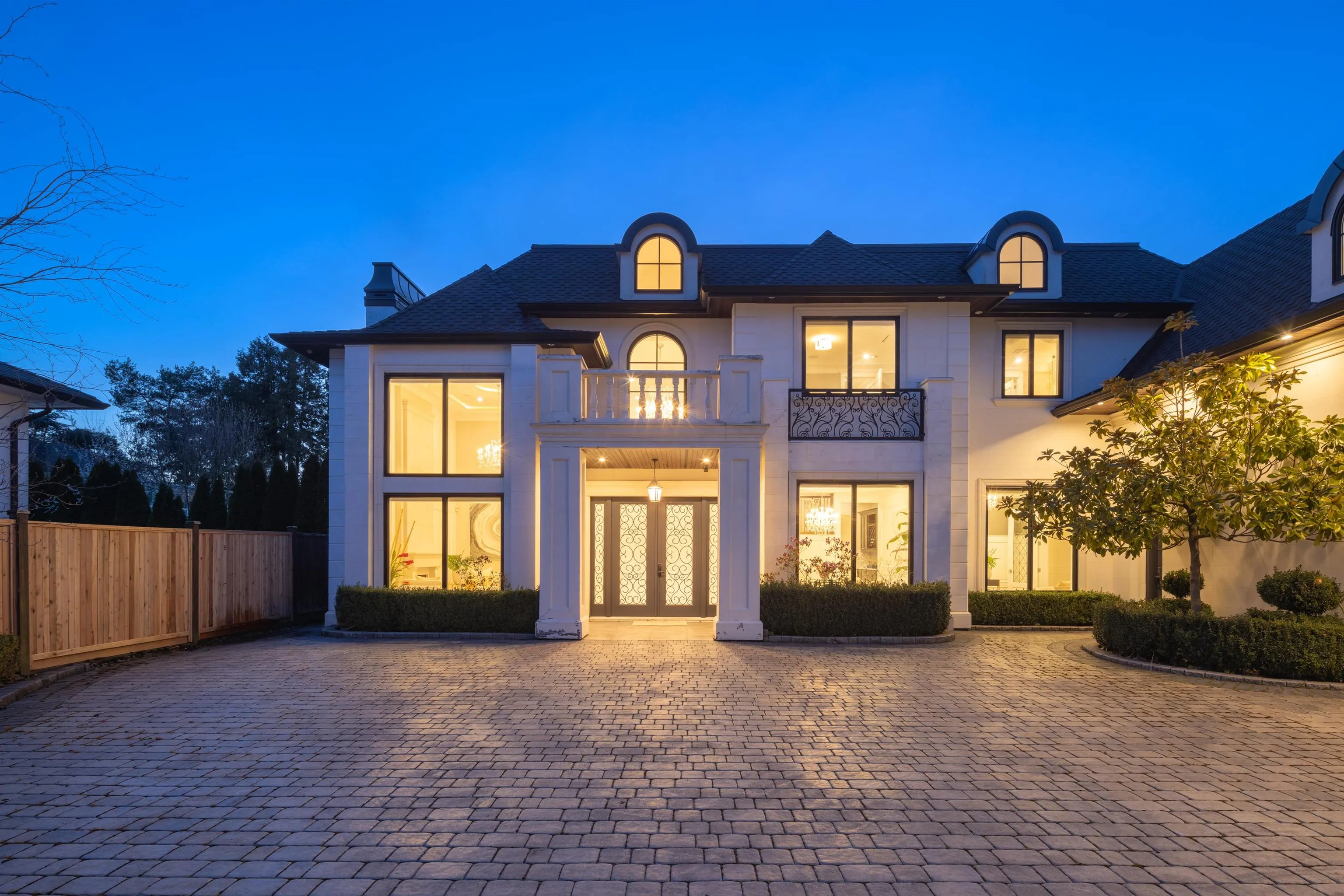 5911 Gibbons Drive