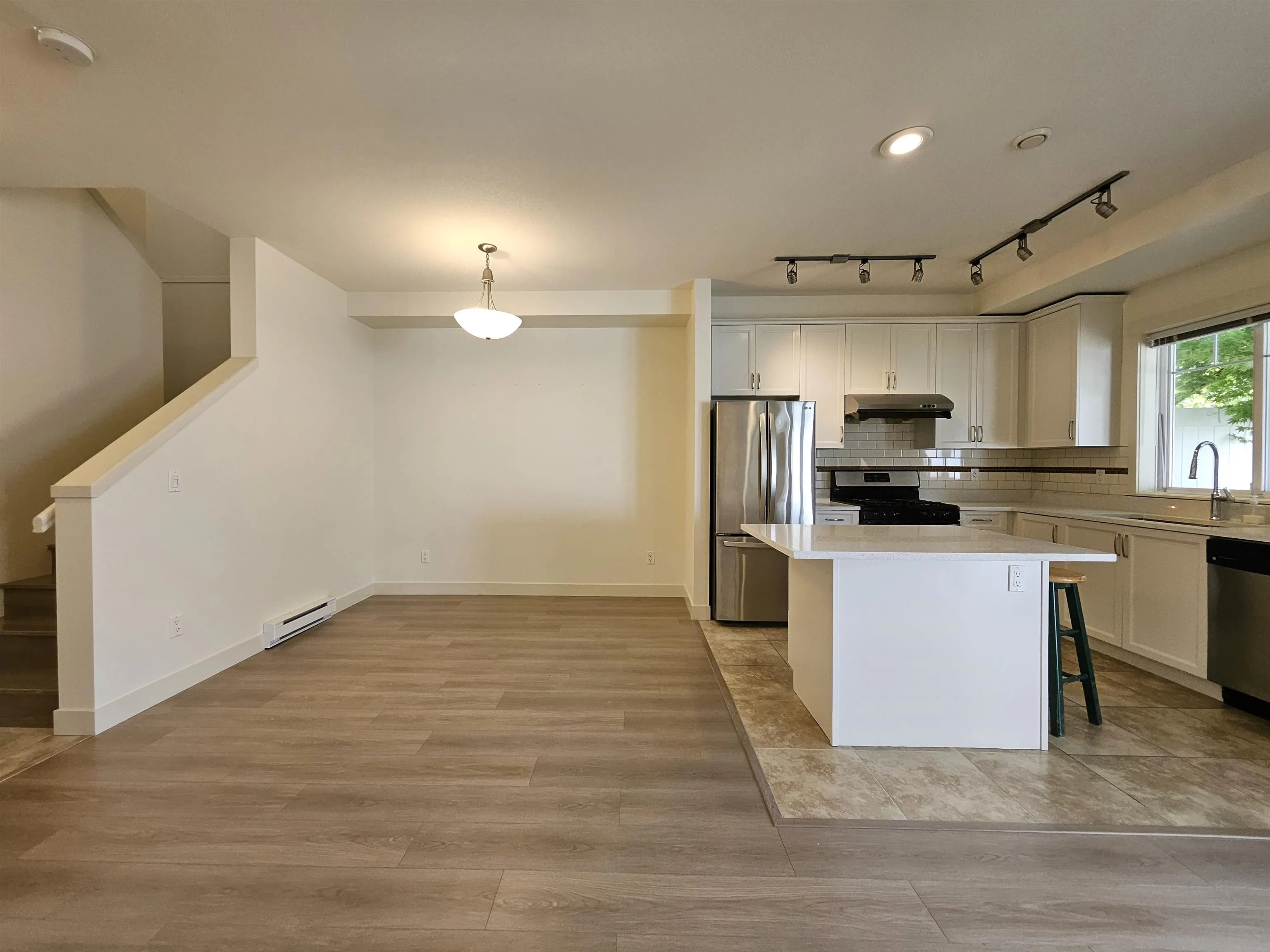 34 11393 Steveston Highway
