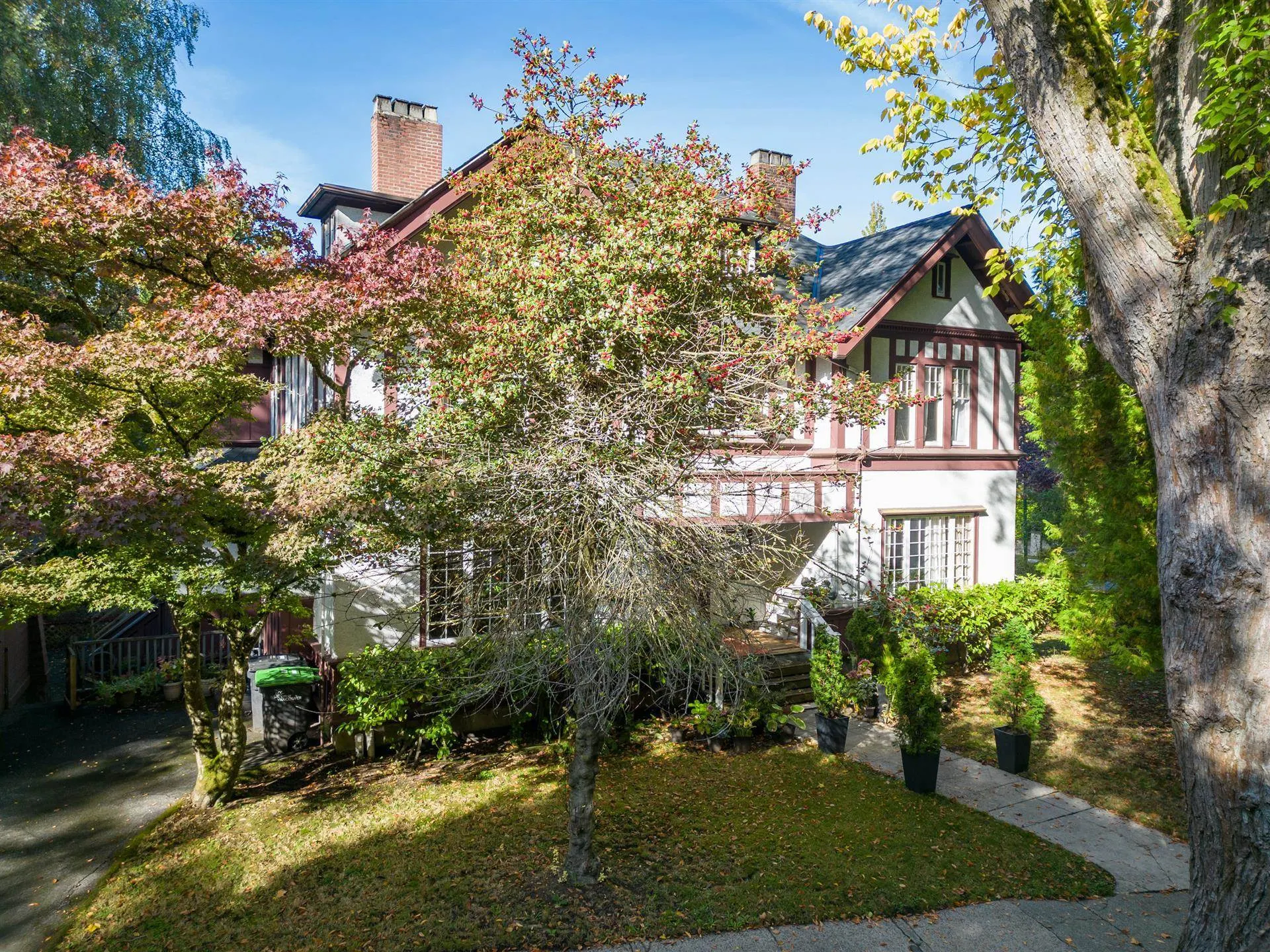 3837 Angus Drive