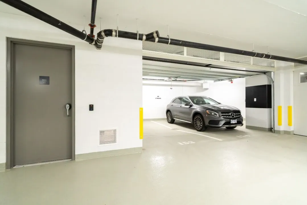 2603 620 Cardero Street