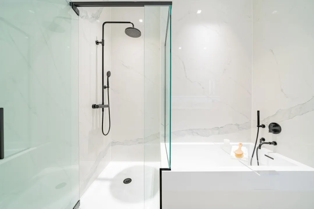 2603 620 Cardero Street