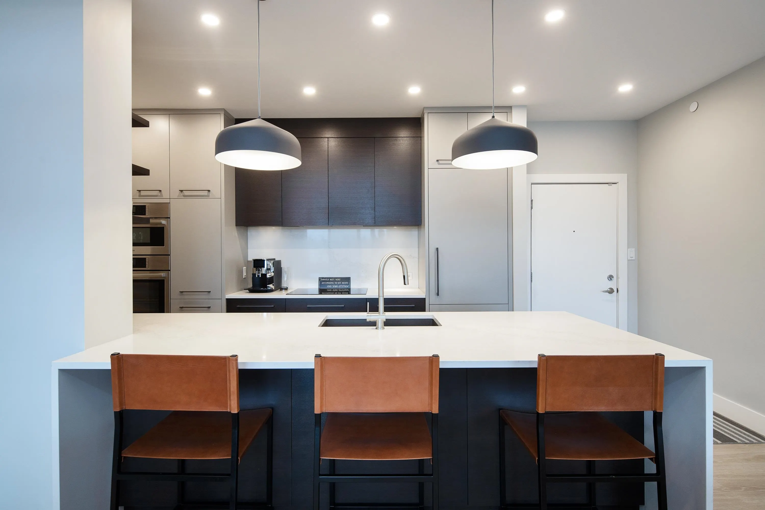 609 1211 Village Green Way