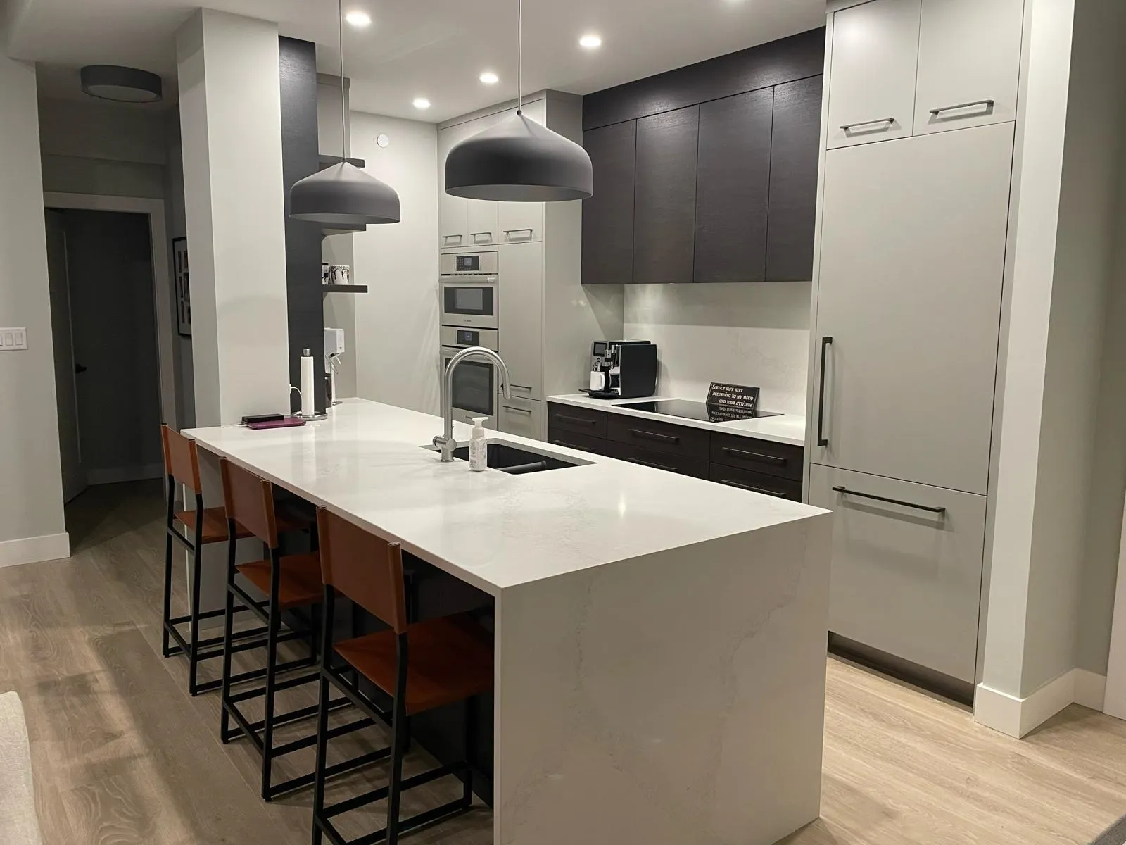 609 1211 Village Green Way