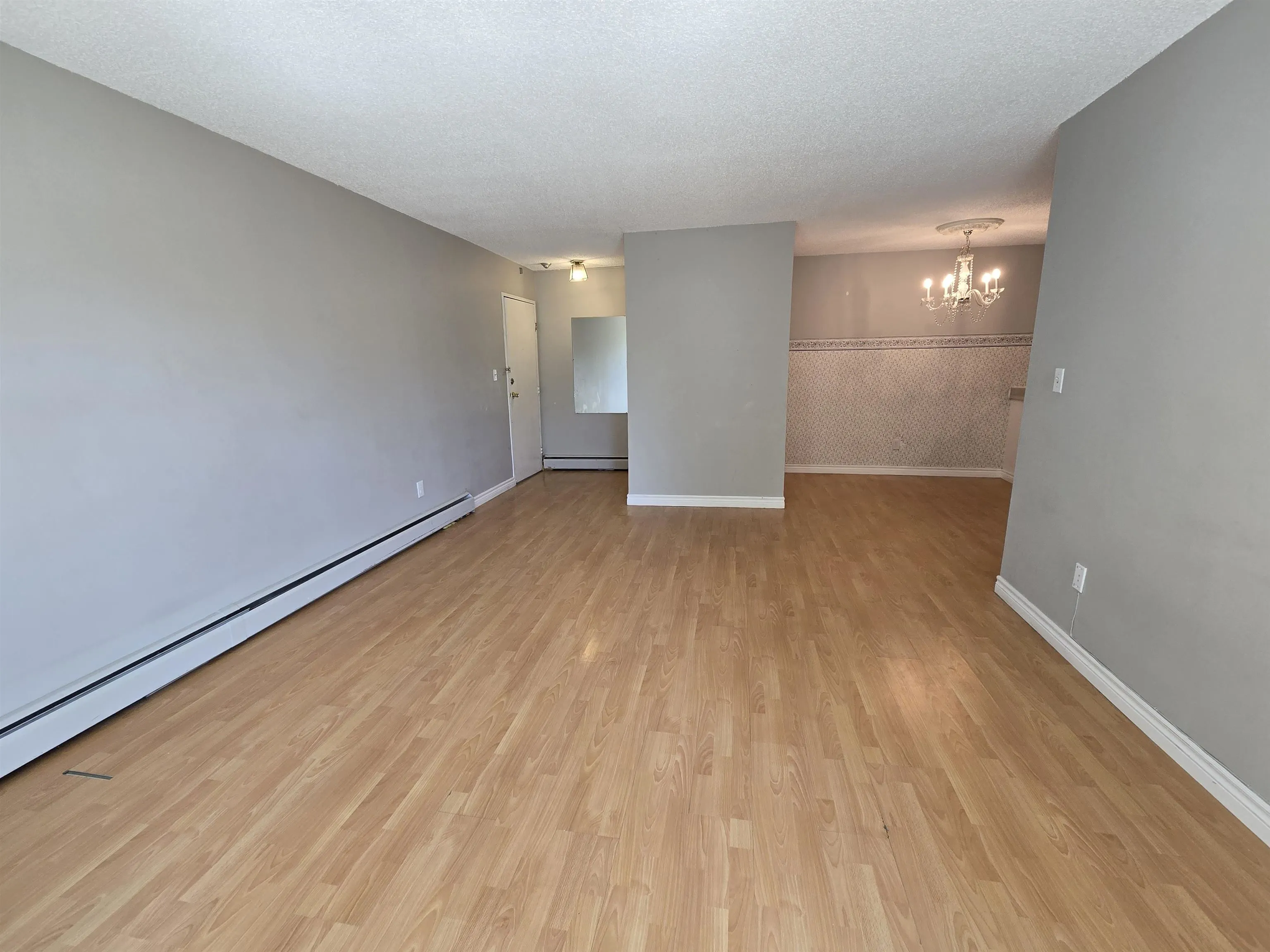 207 7240 Lindsay Road