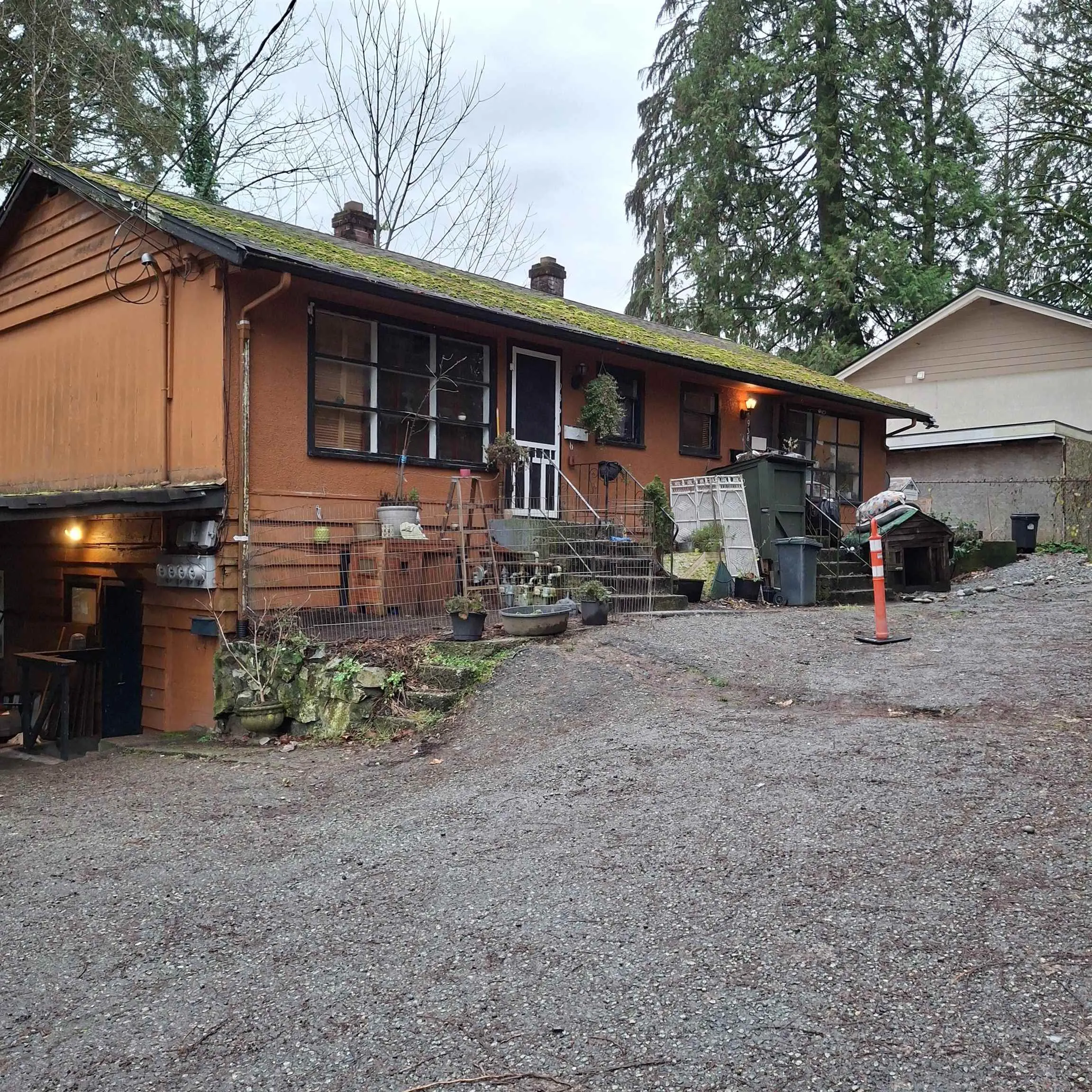 938 Clarke Road