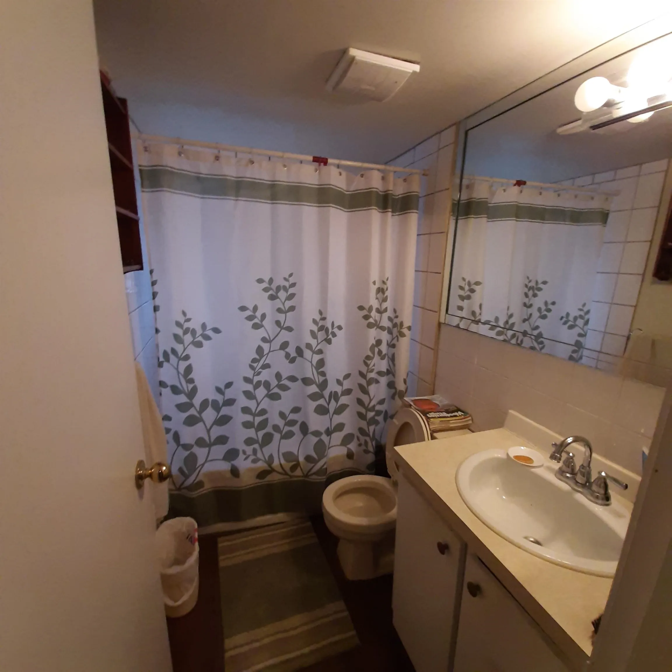 938 Clarke Road
