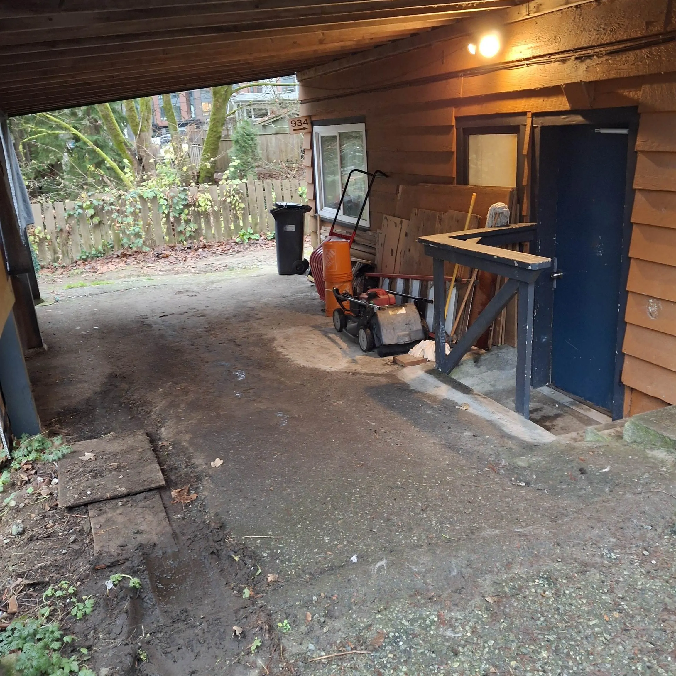 938 Clarke Road