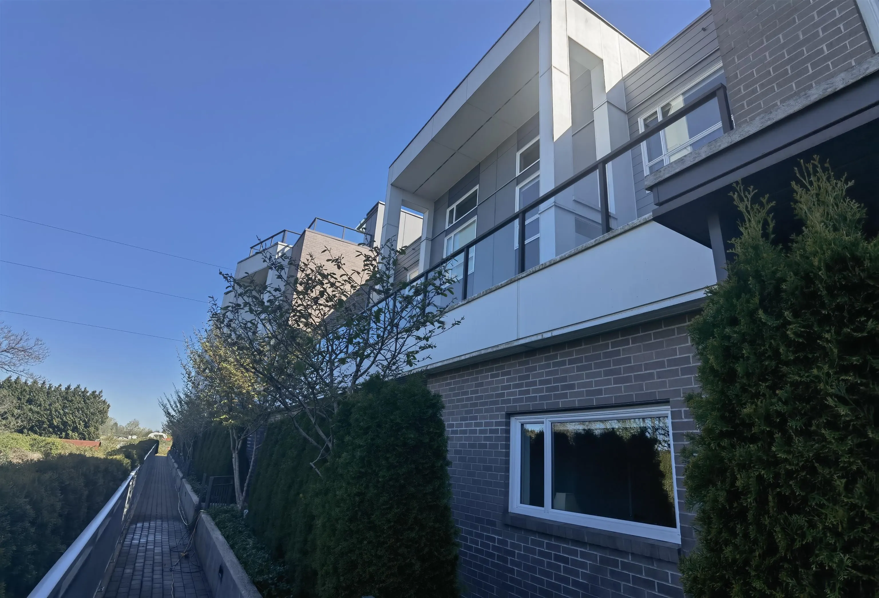 15 10800 No. 5 Road