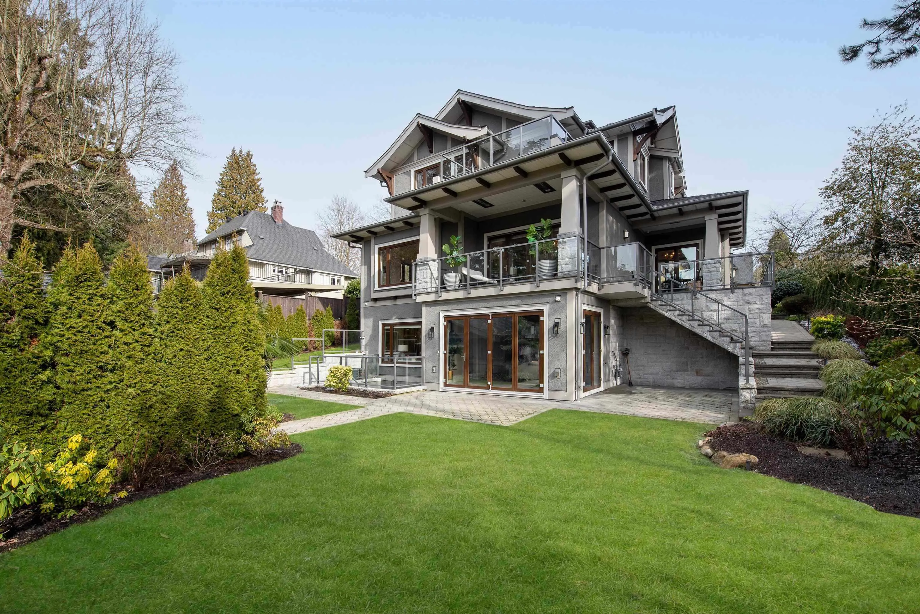 5637 Laburnum Street