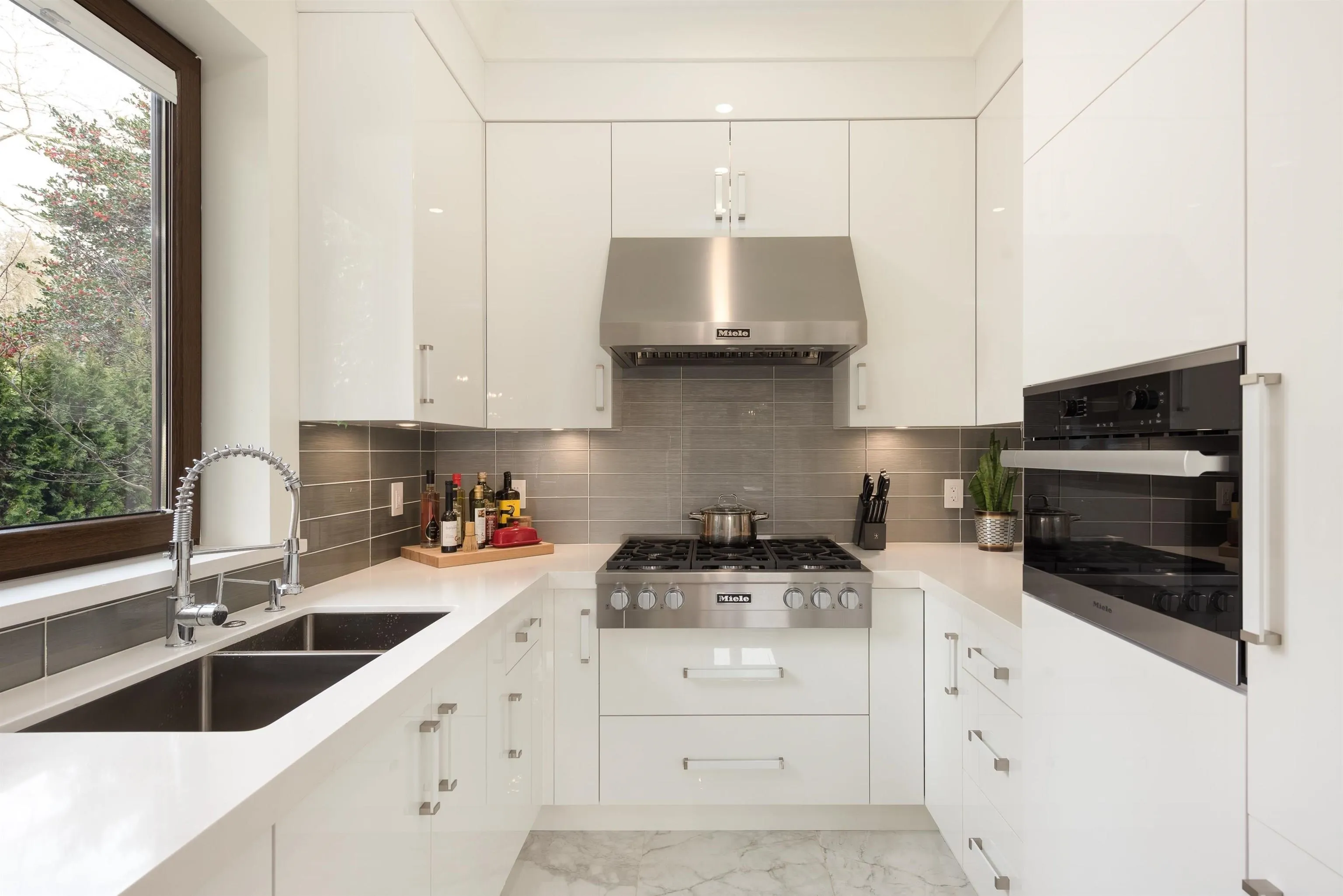 5637 Laburnum Street