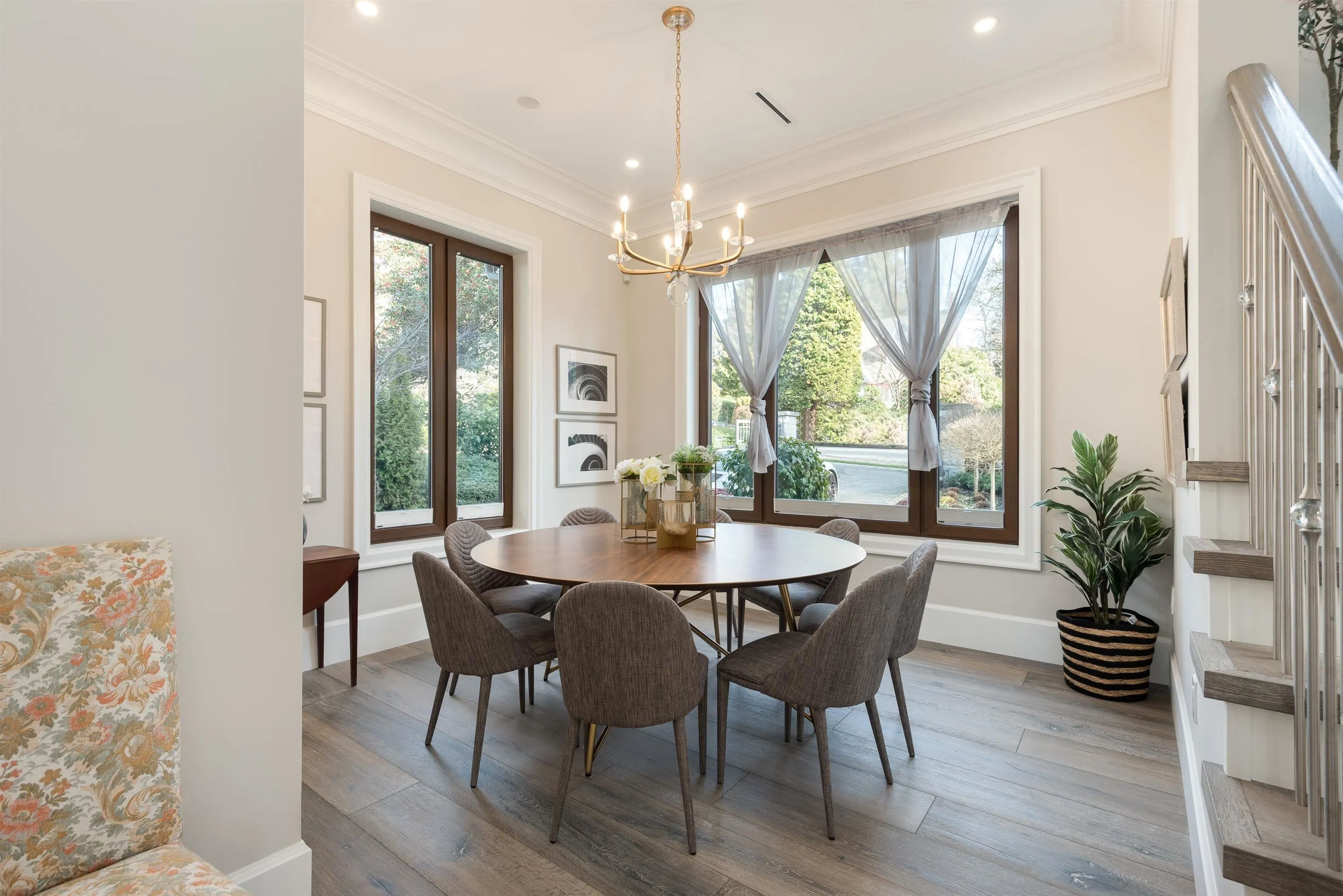 5637 Laburnum Street