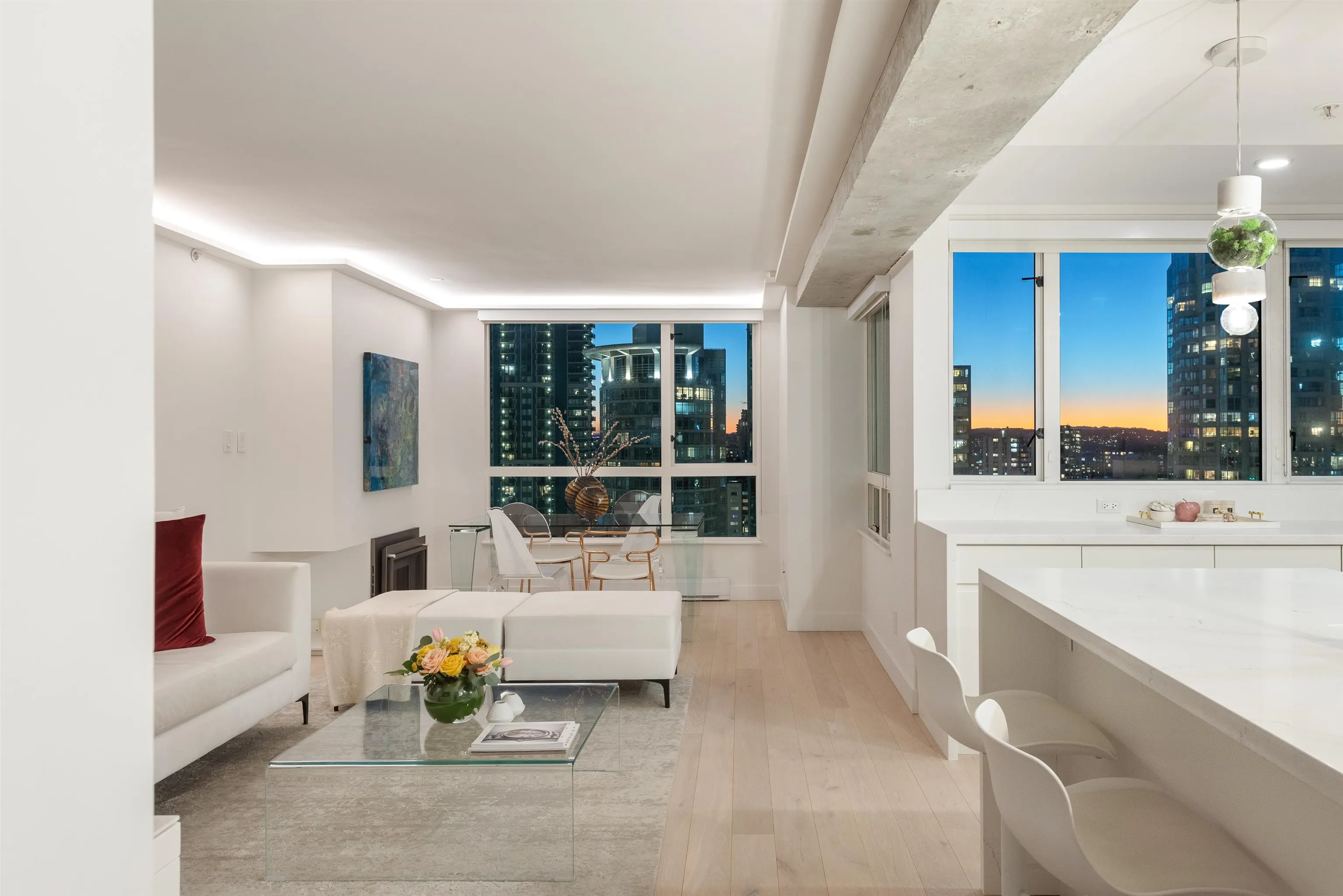 2601 1238 Melville Street