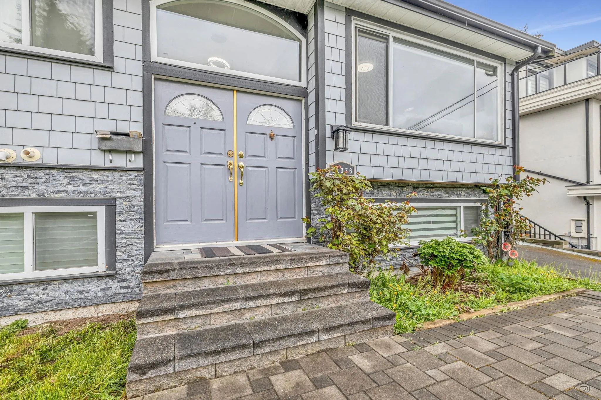 11376 Glen Avon Drive