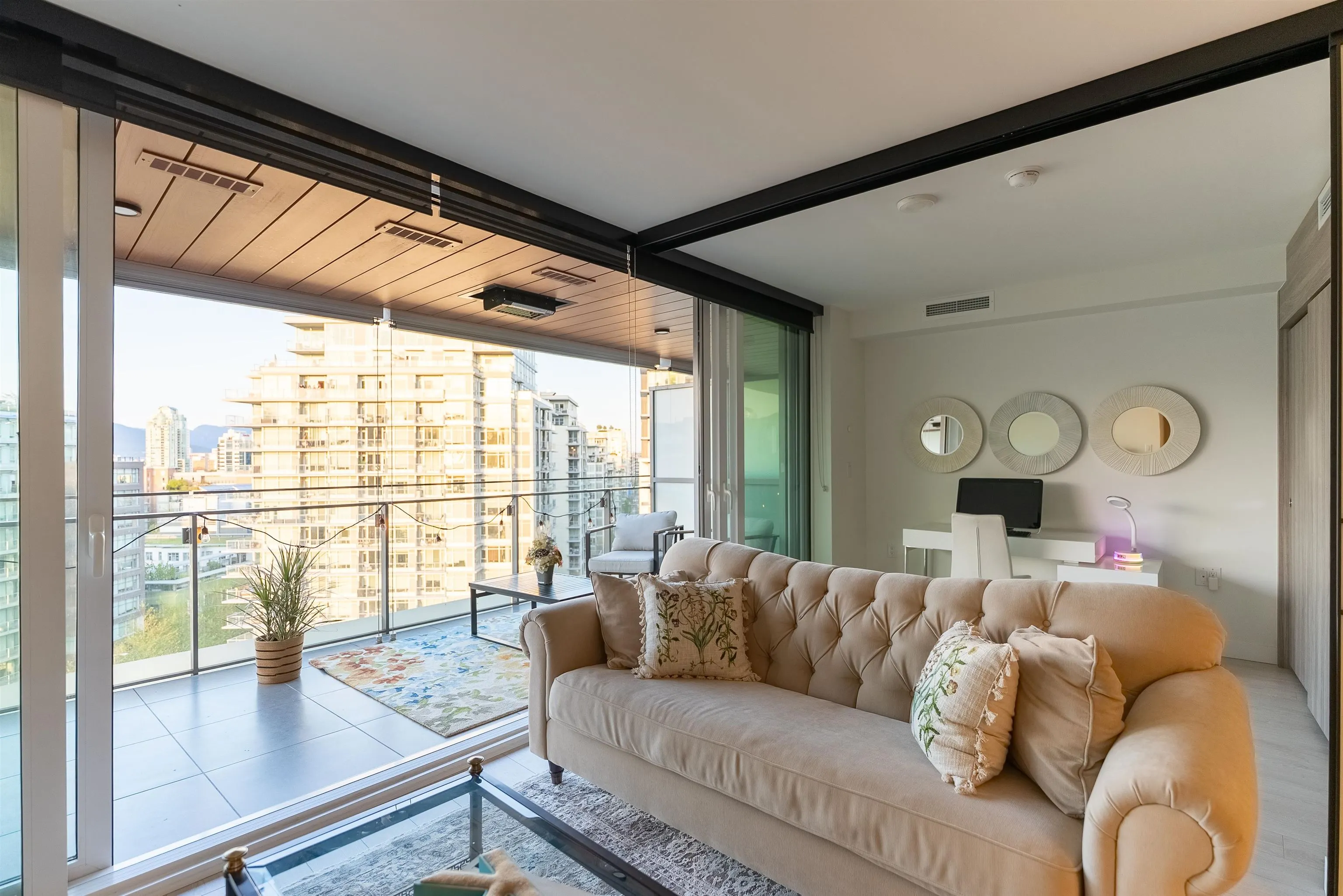 1308 1768 Cook Street