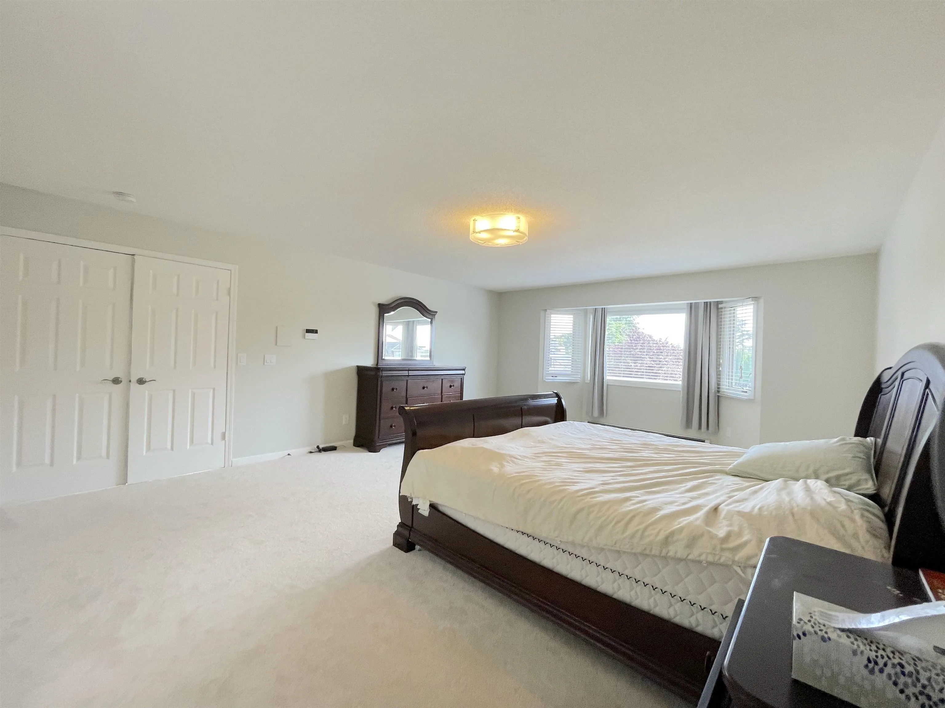 7371 Sunnymede Crescent