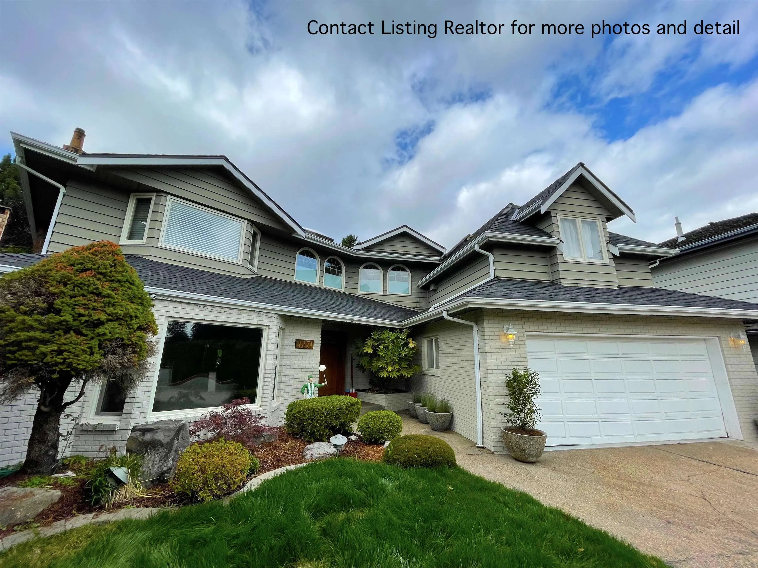 7371 Sunnymede Crescent