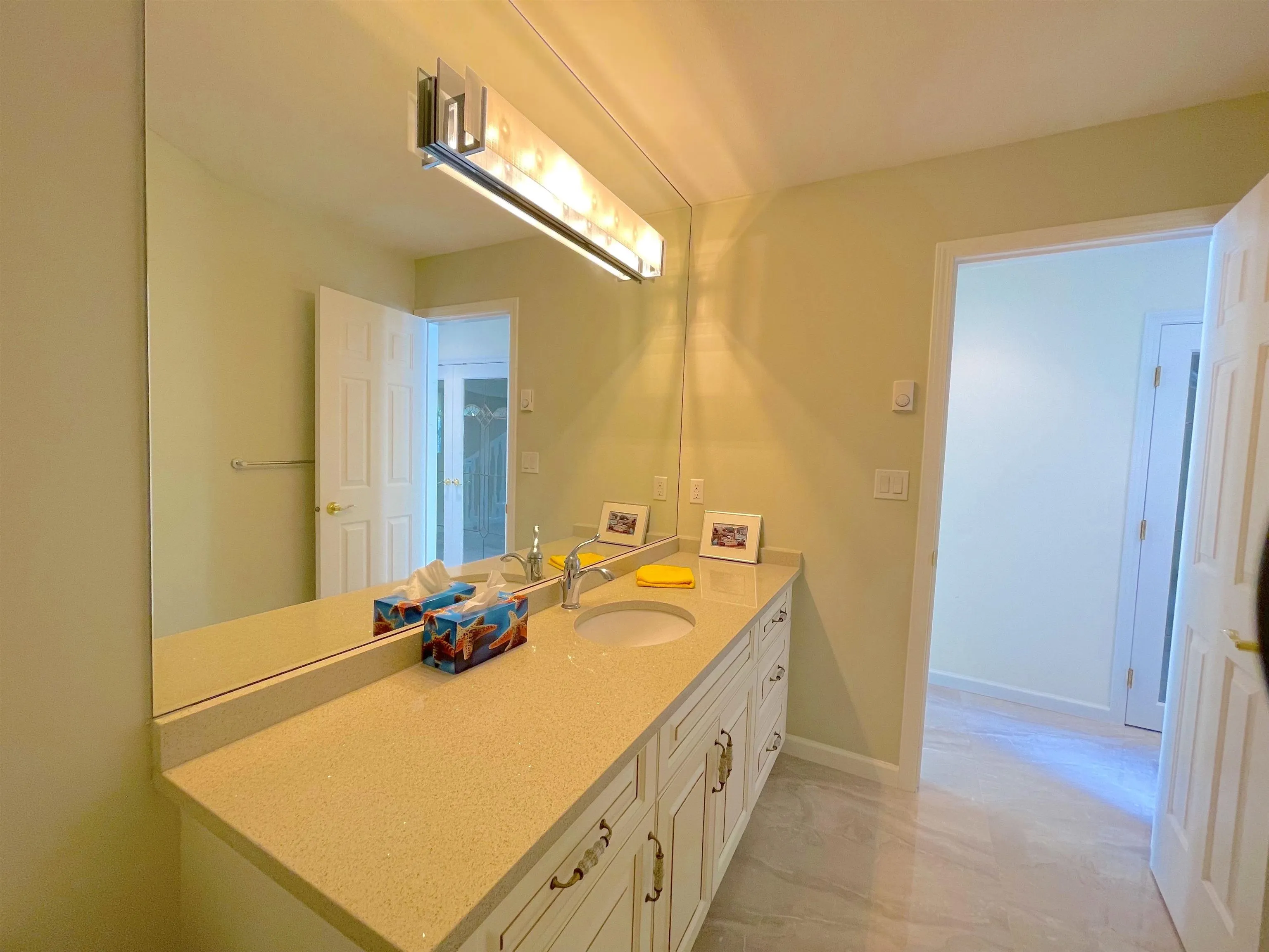 7371 Sunnymede Crescent