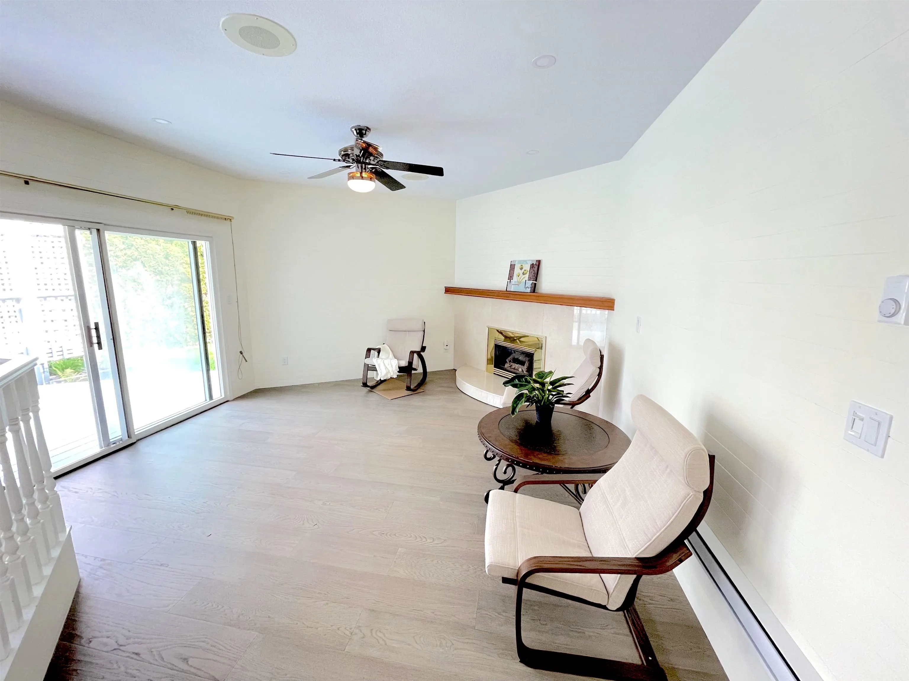 7371 Sunnymede Crescent