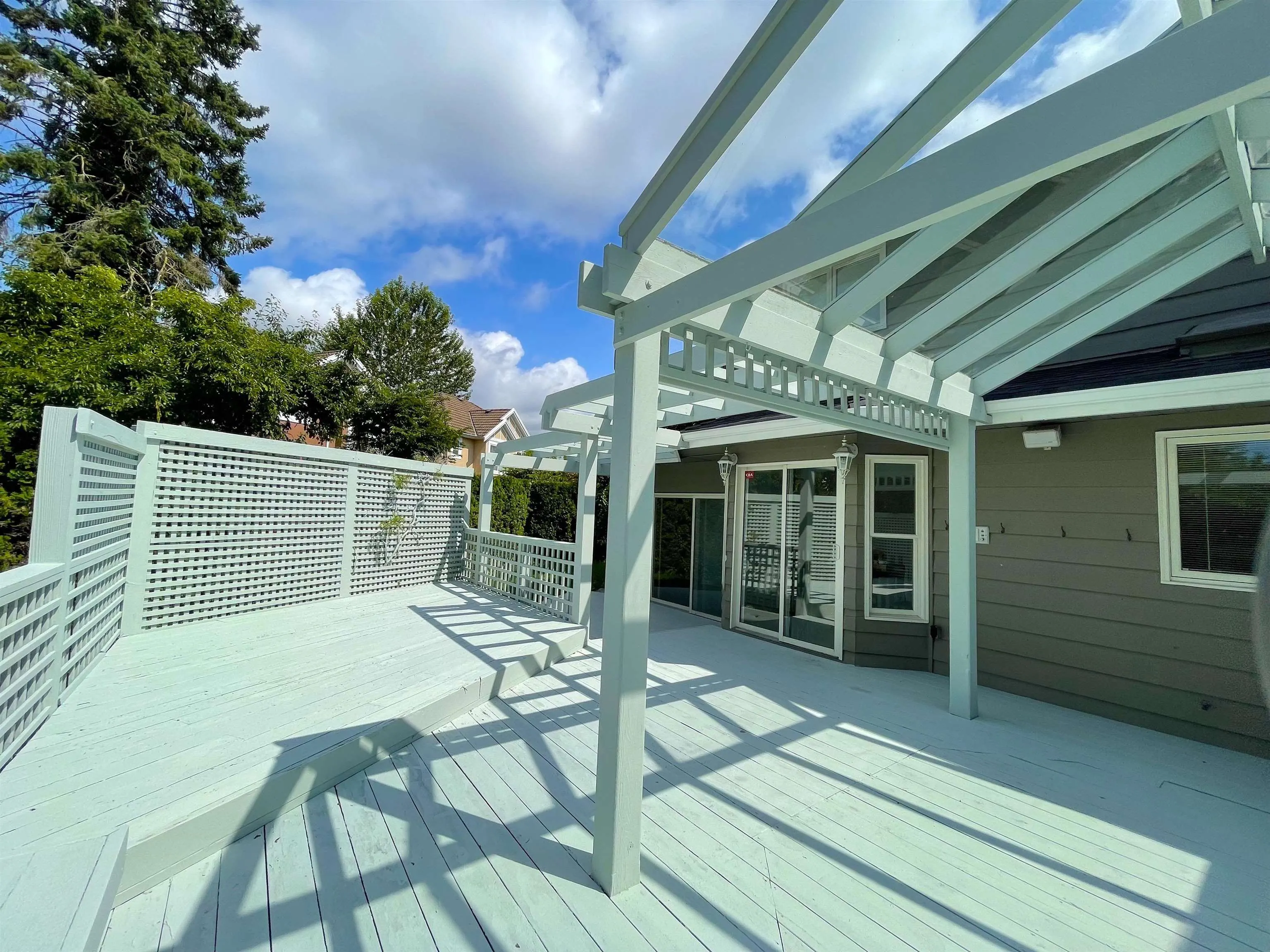 7371 Sunnymede Crescent