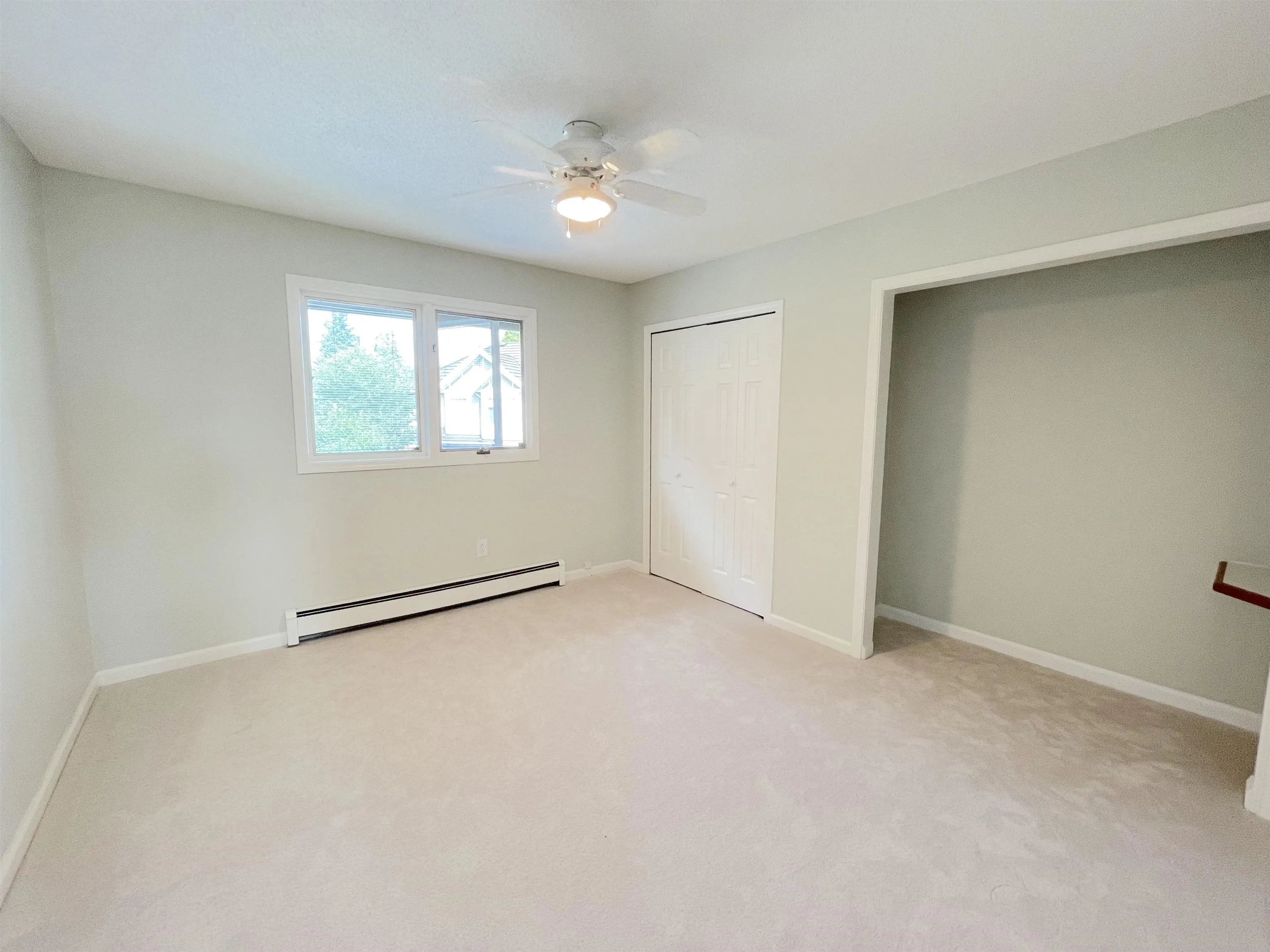 7371 Sunnymede Crescent