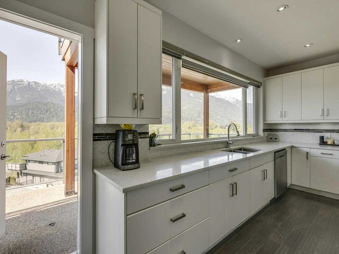 41230 Rockridge Place
