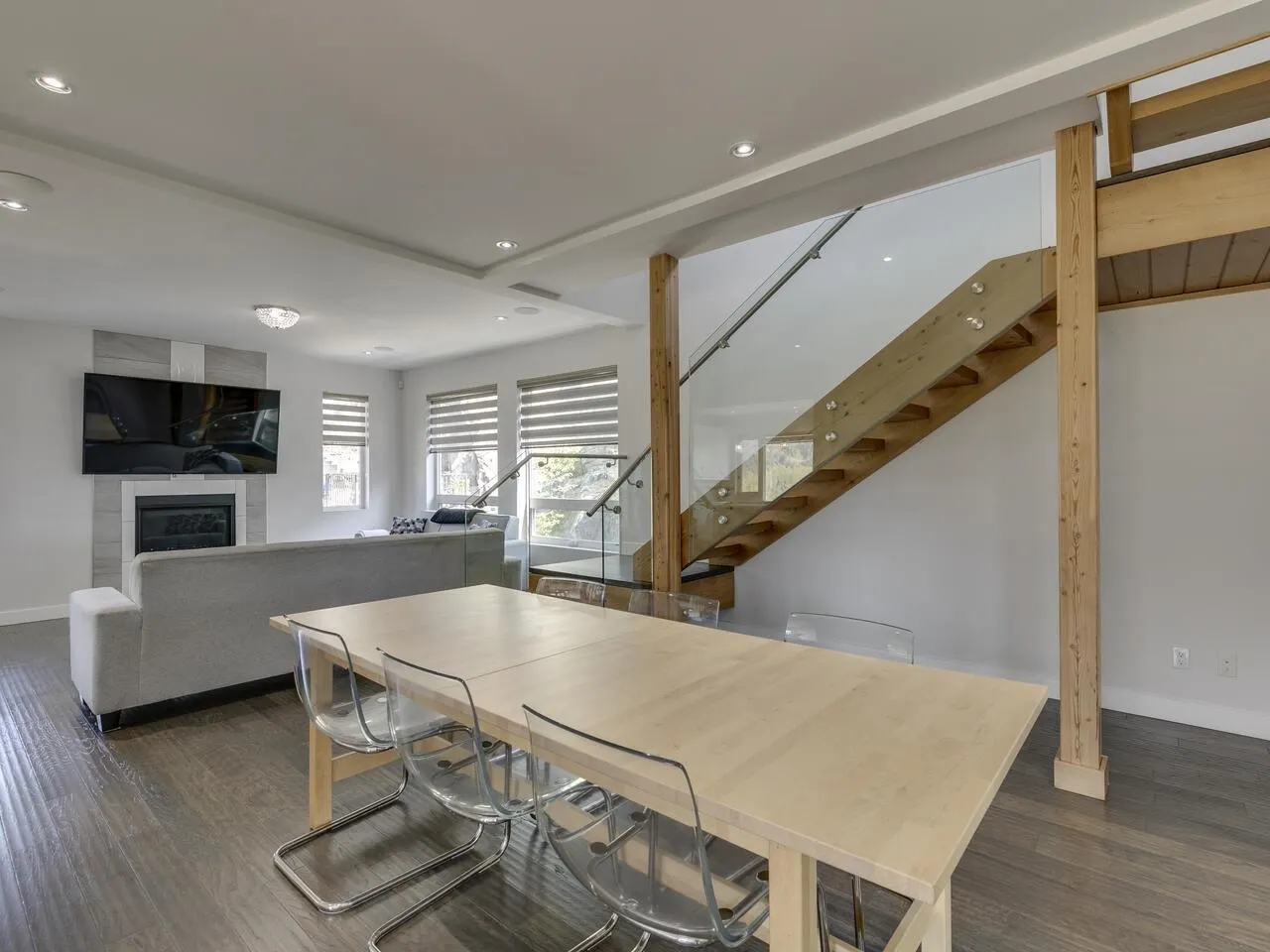 41230 Rockridge Place