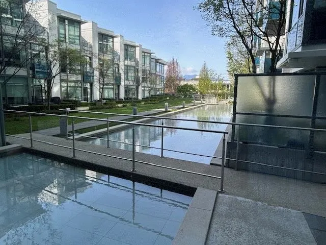 101 1777 W 7th Avenue