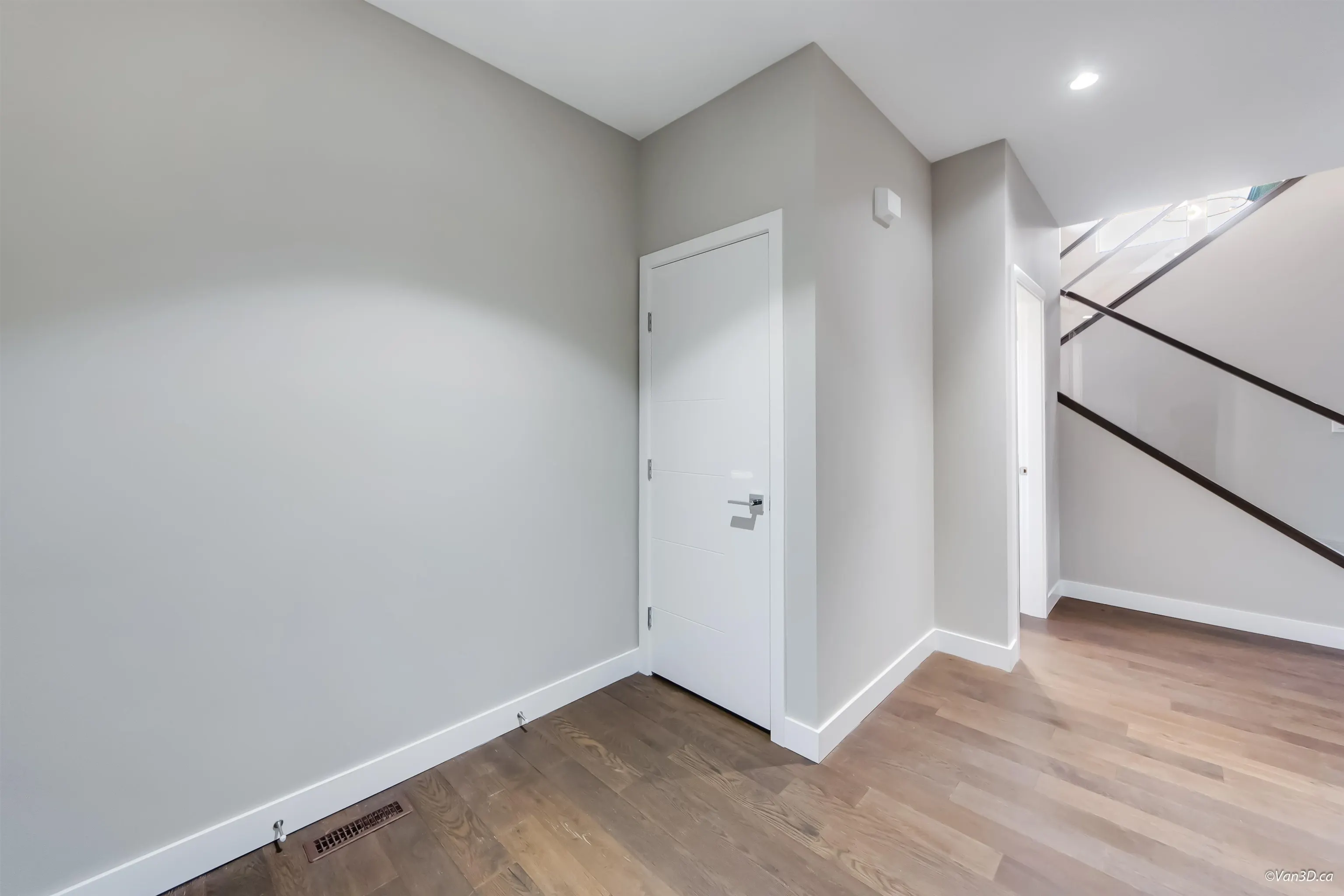 39340 Falcon Crescent