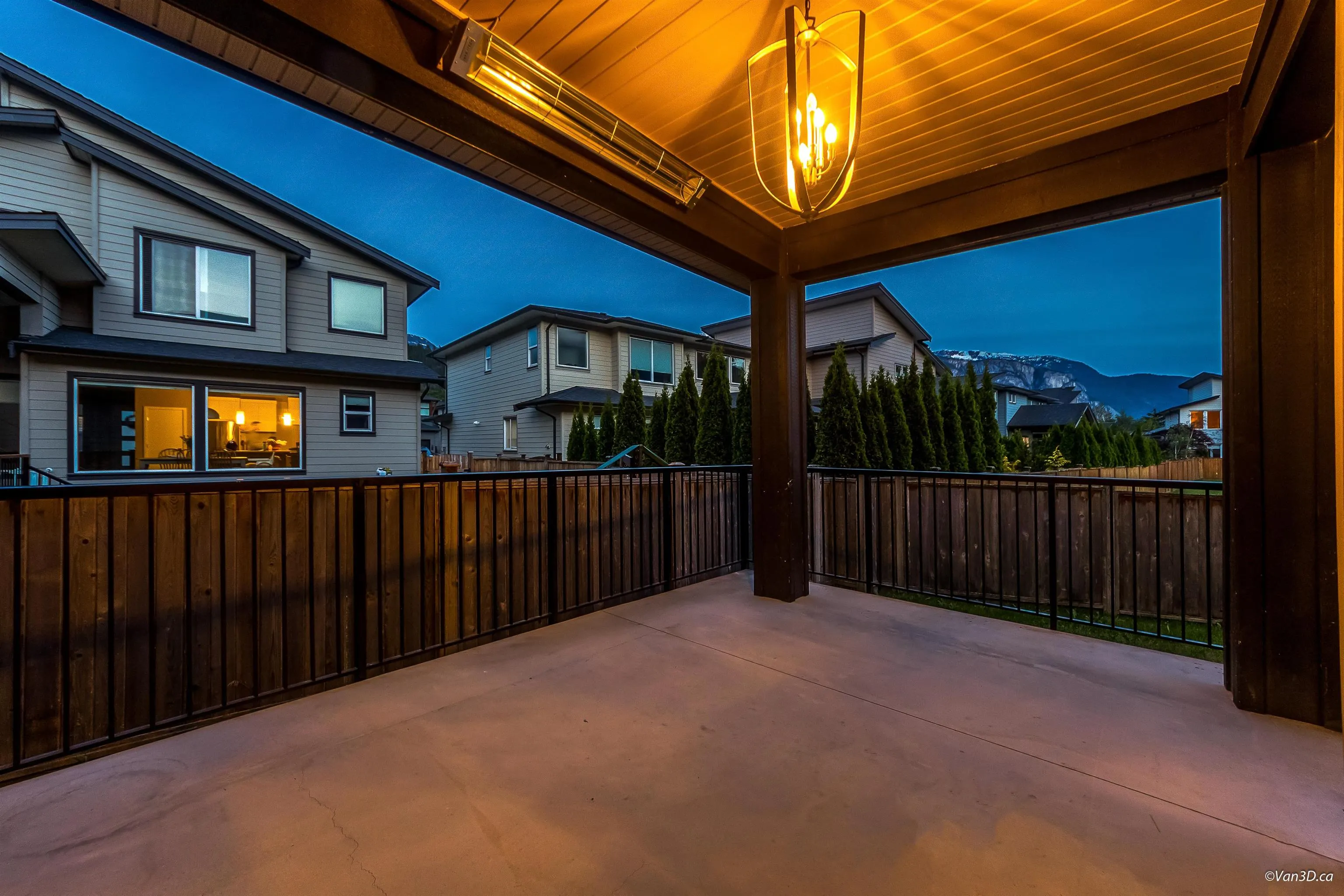 39340 Falcon Crescent