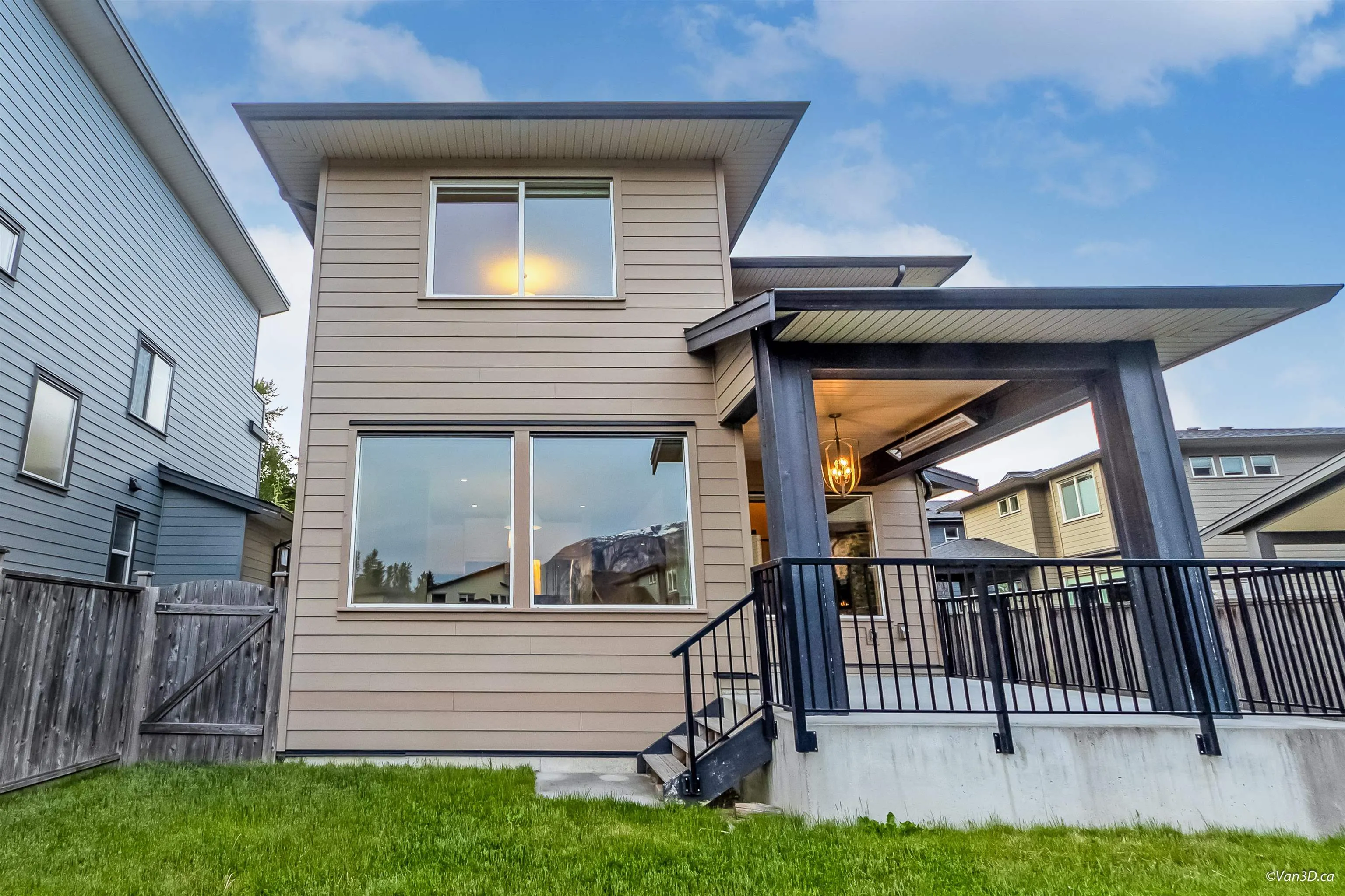 39340 Falcon Crescent