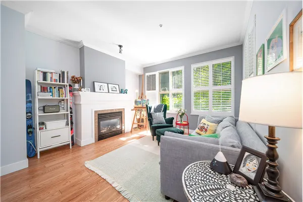 2113 4625 Valley Drive