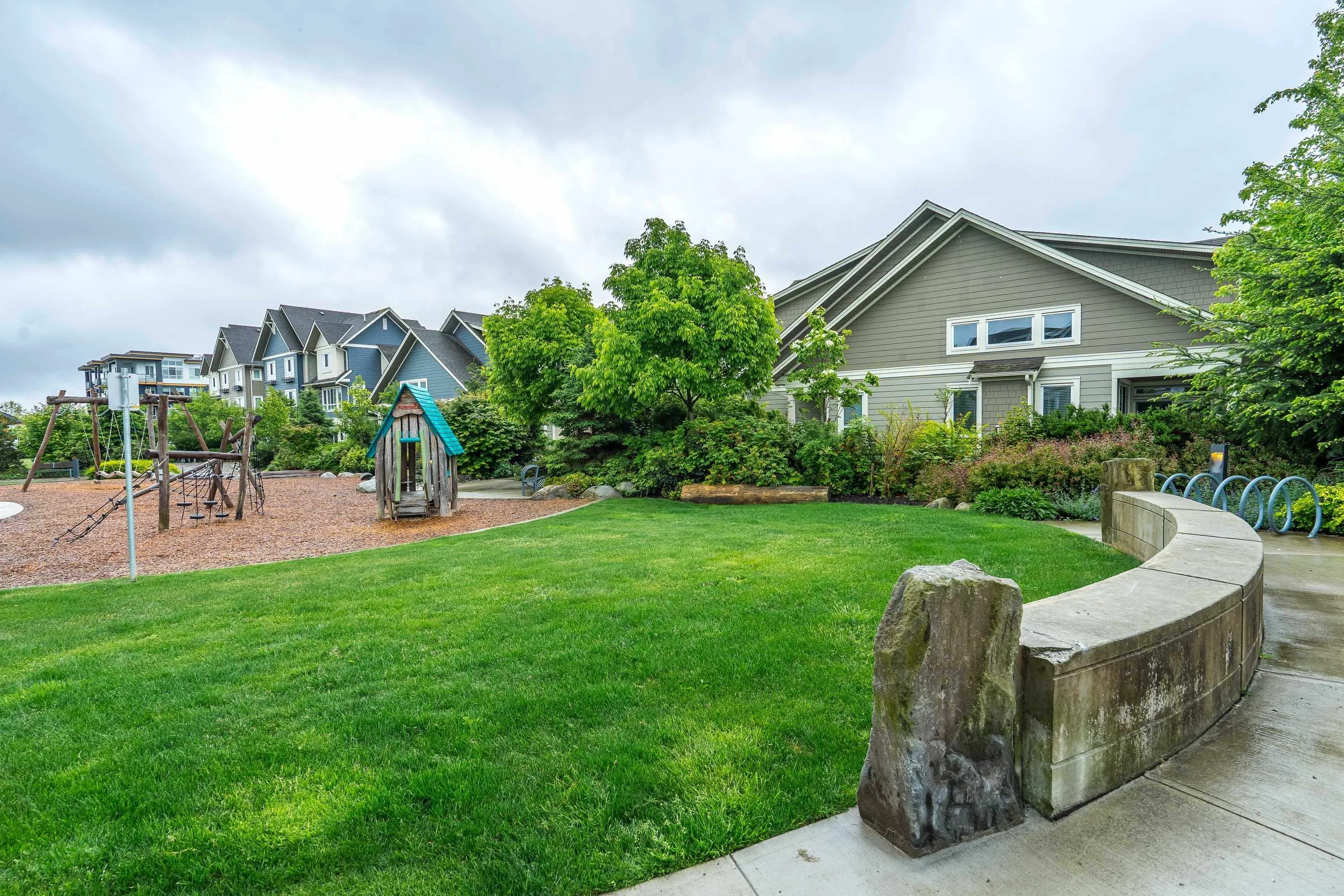 203 1816 Osprey Drive