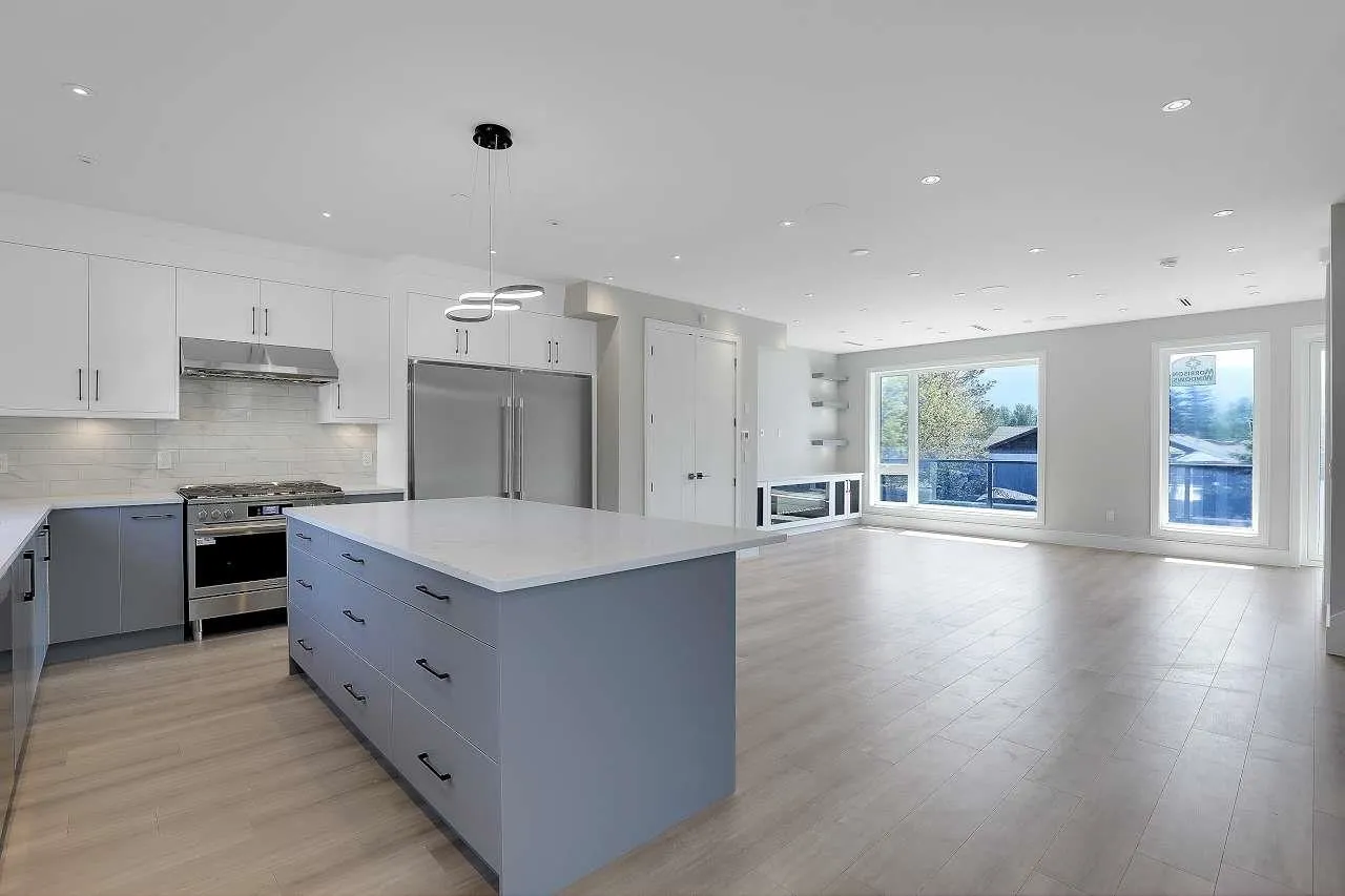 1137 Axen Road