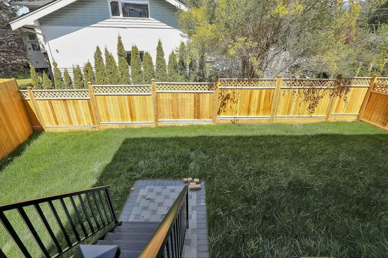 1137 Axen Road
