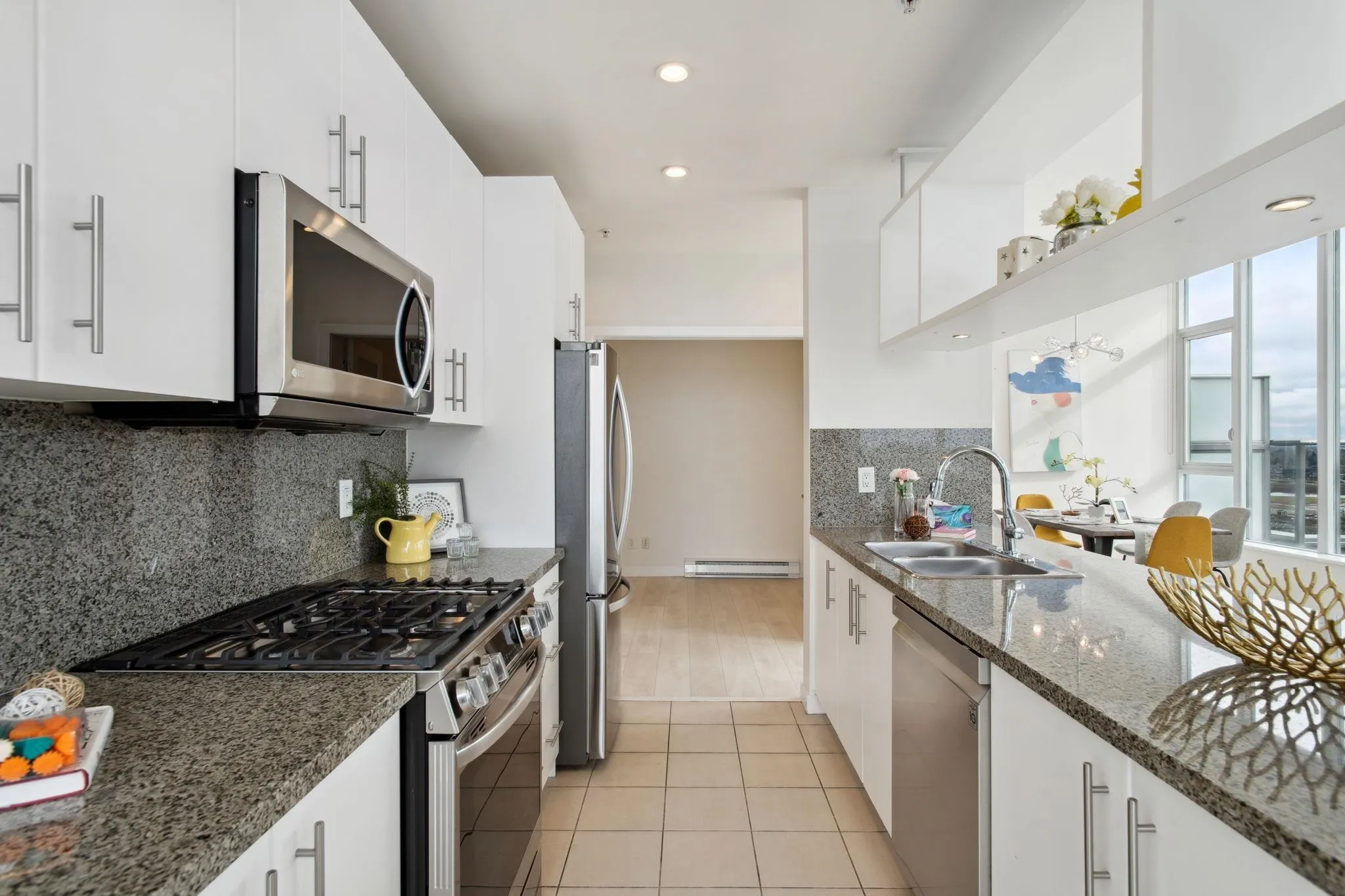 1905 5088 Kwantlen Street