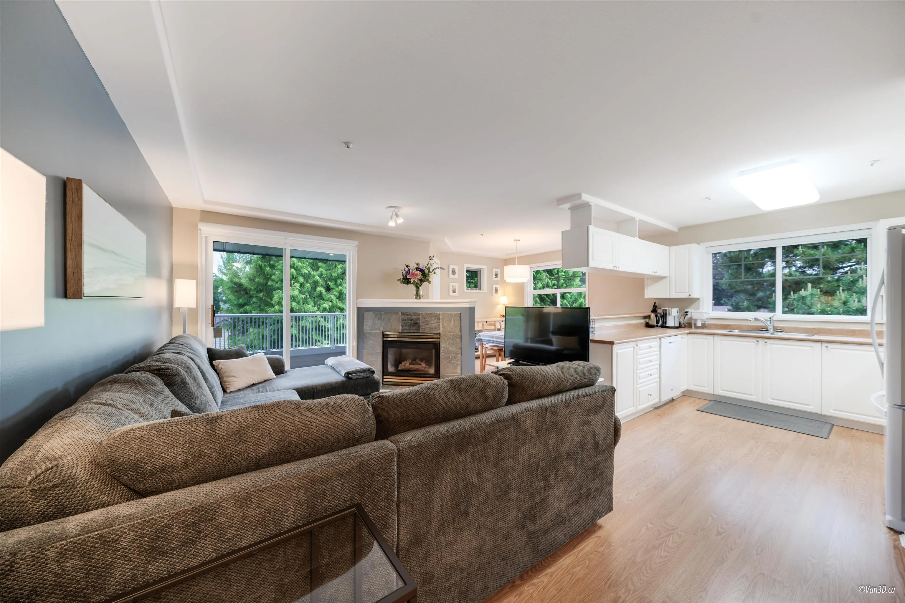 305 11960 Harris Road