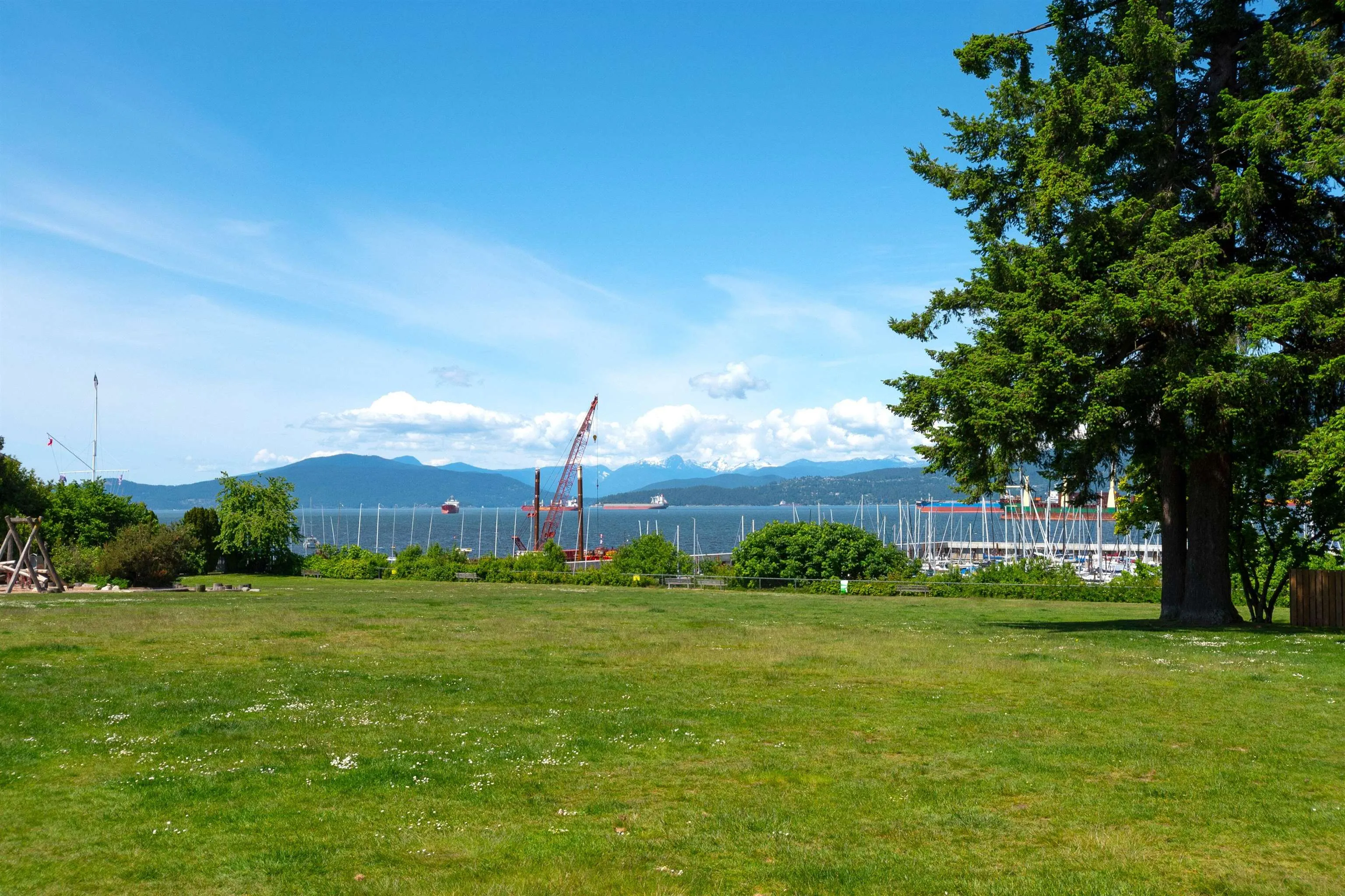 3652 Point Grey Road