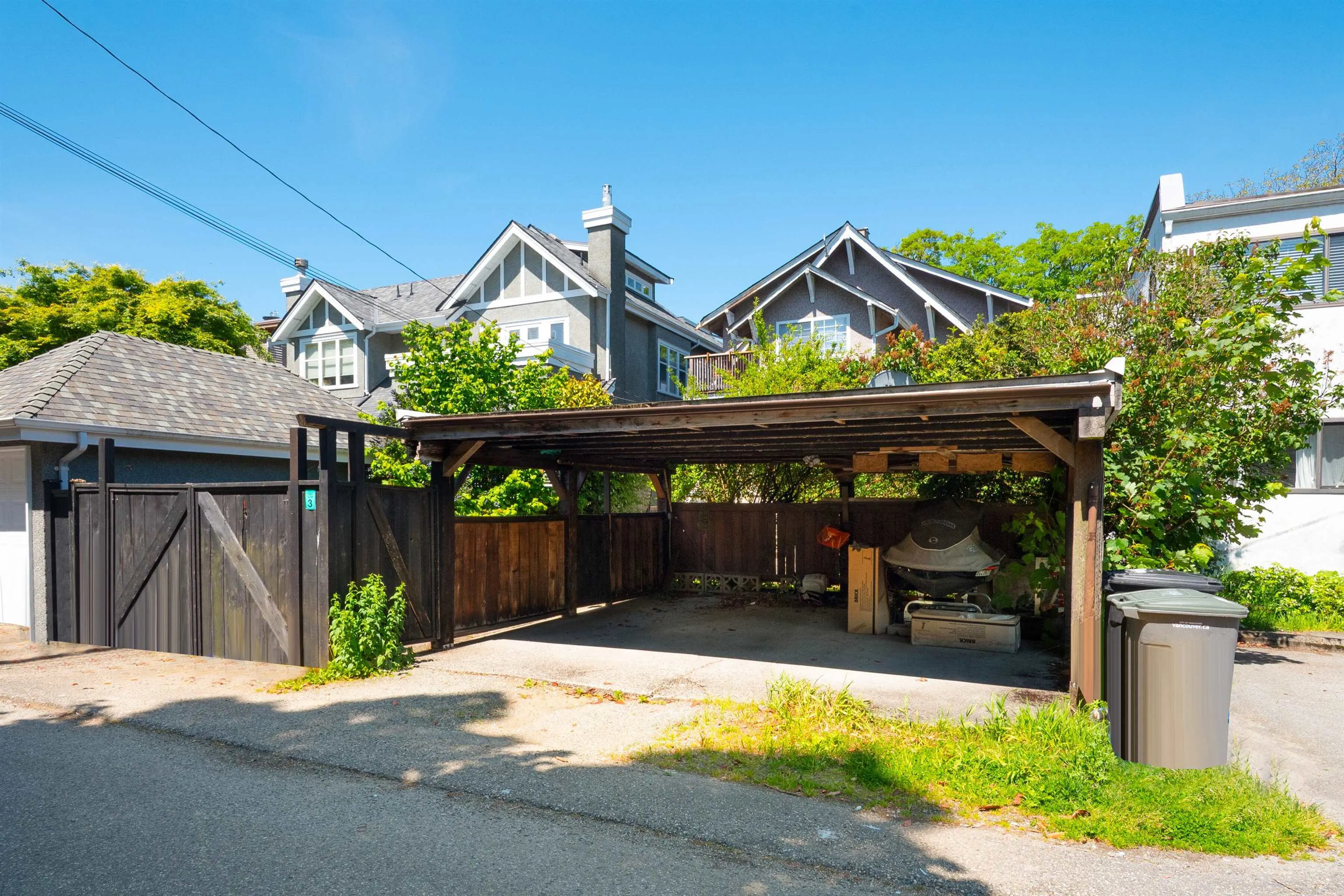 3652 Point Grey Road