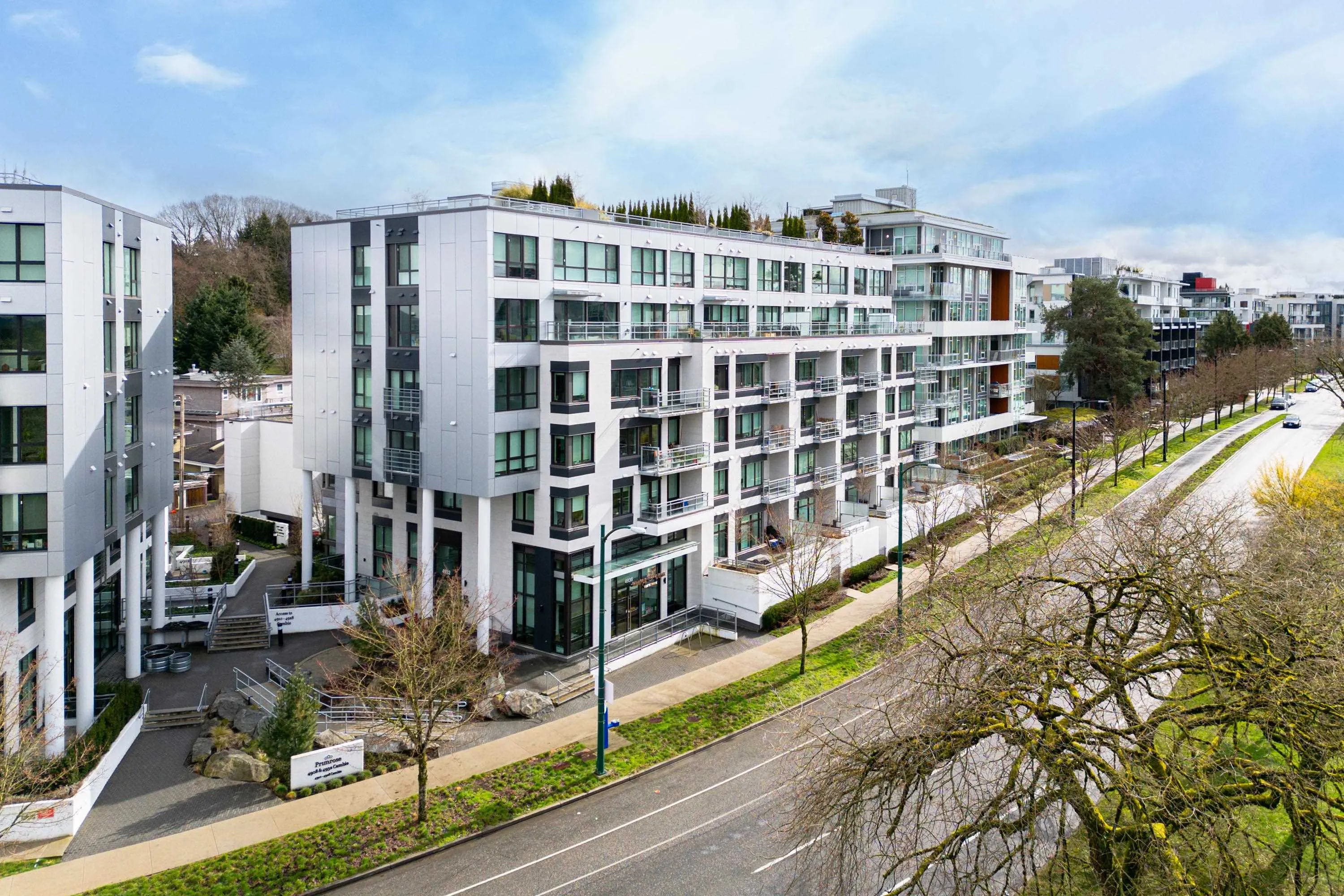 104 4932 Cambie Street