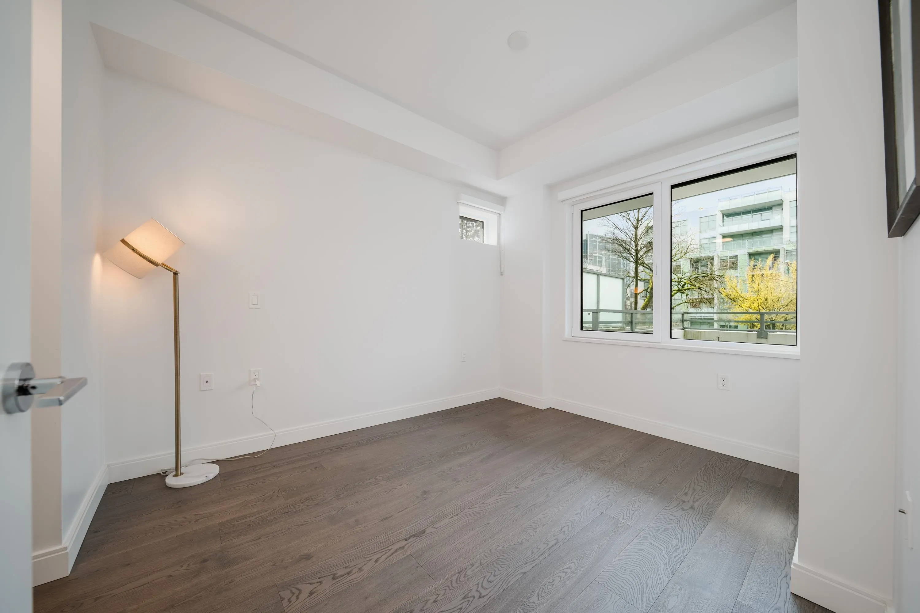 104 4932 Cambie Street