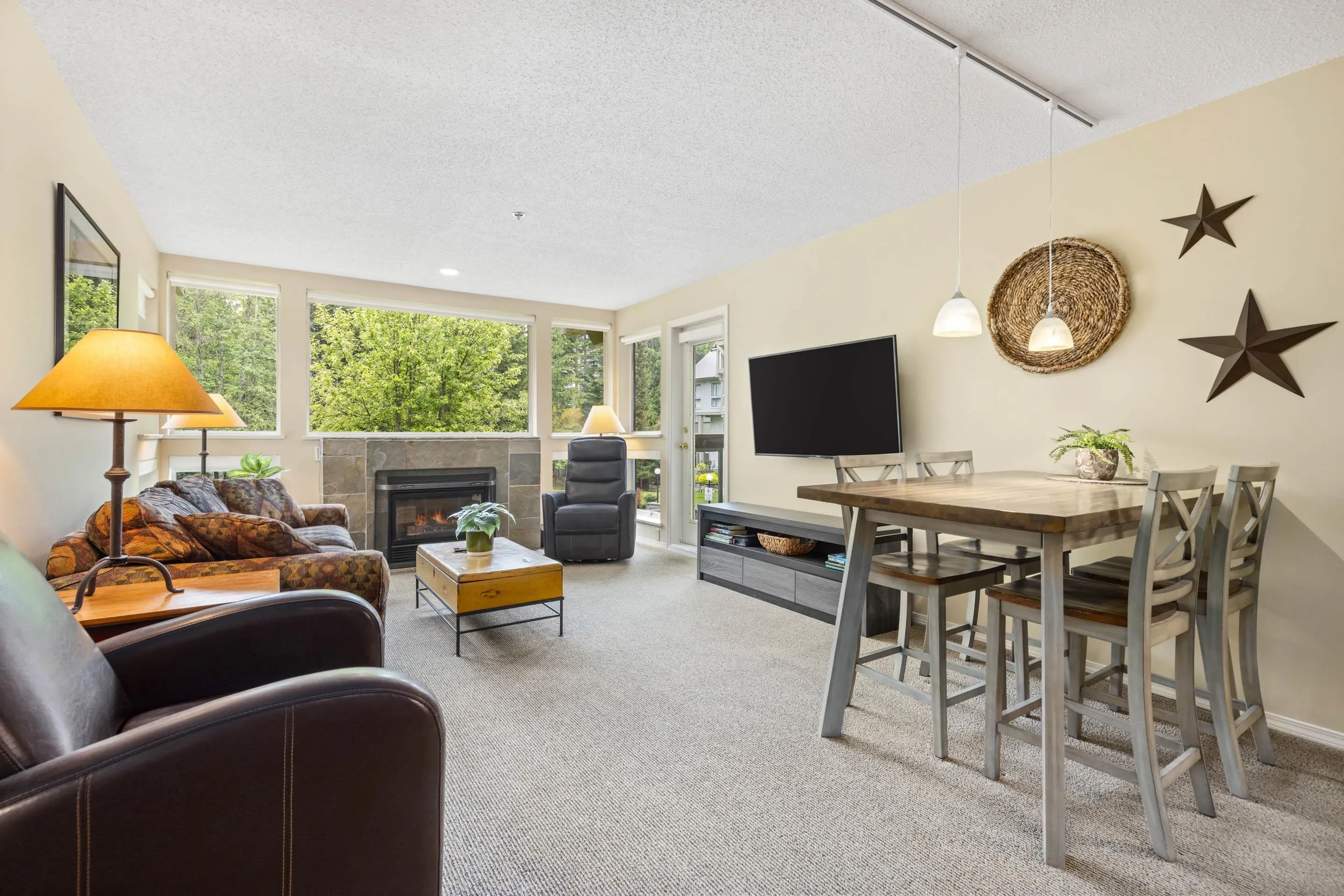 303/304 4905 Spearhead Place