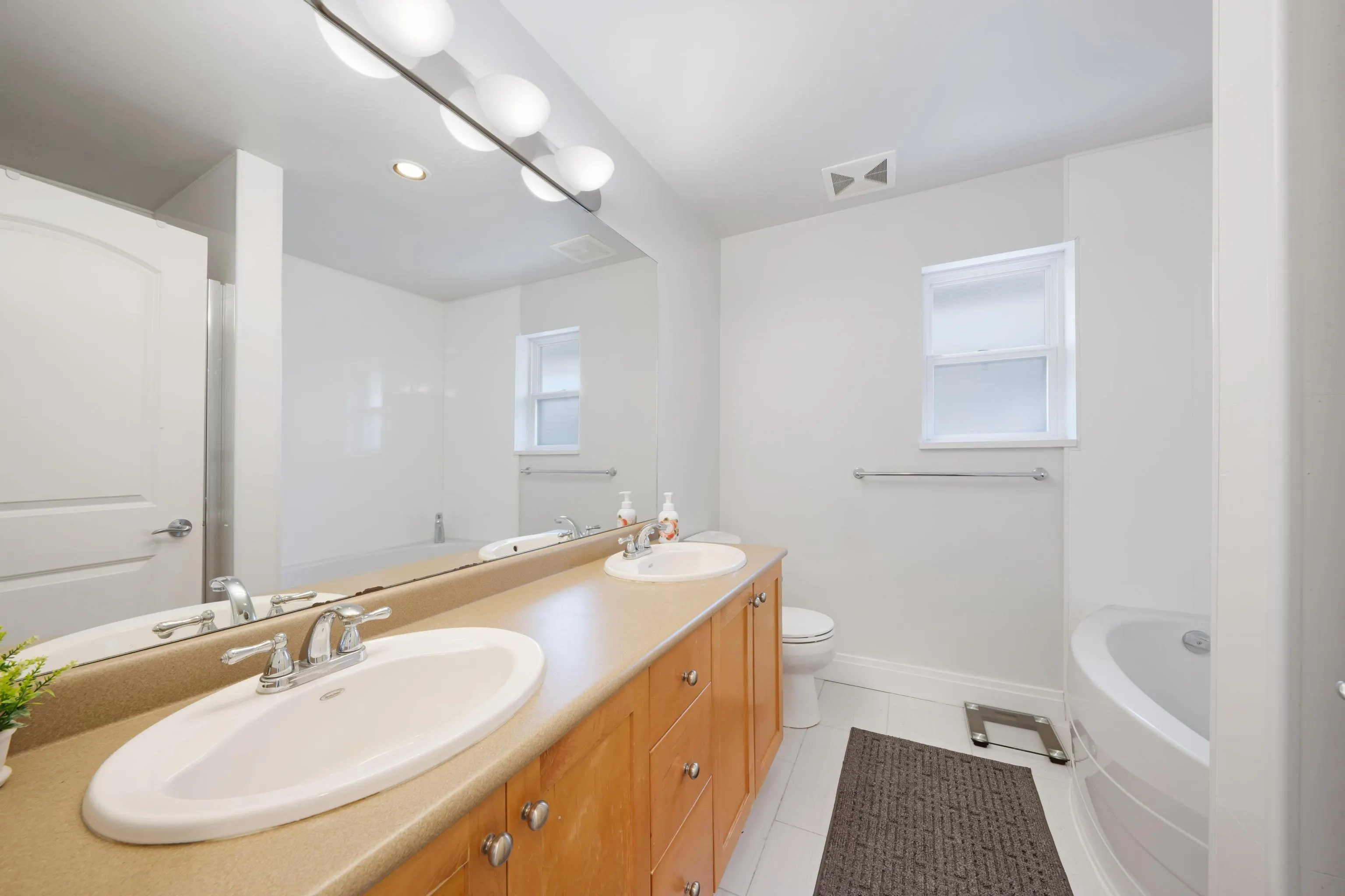 21 40750 Tantalus Road