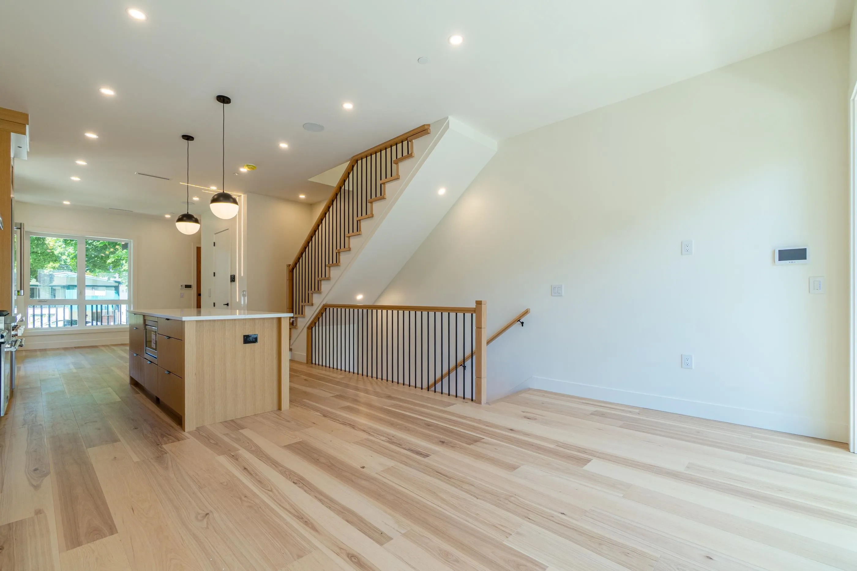 3338 W 14th Avenue