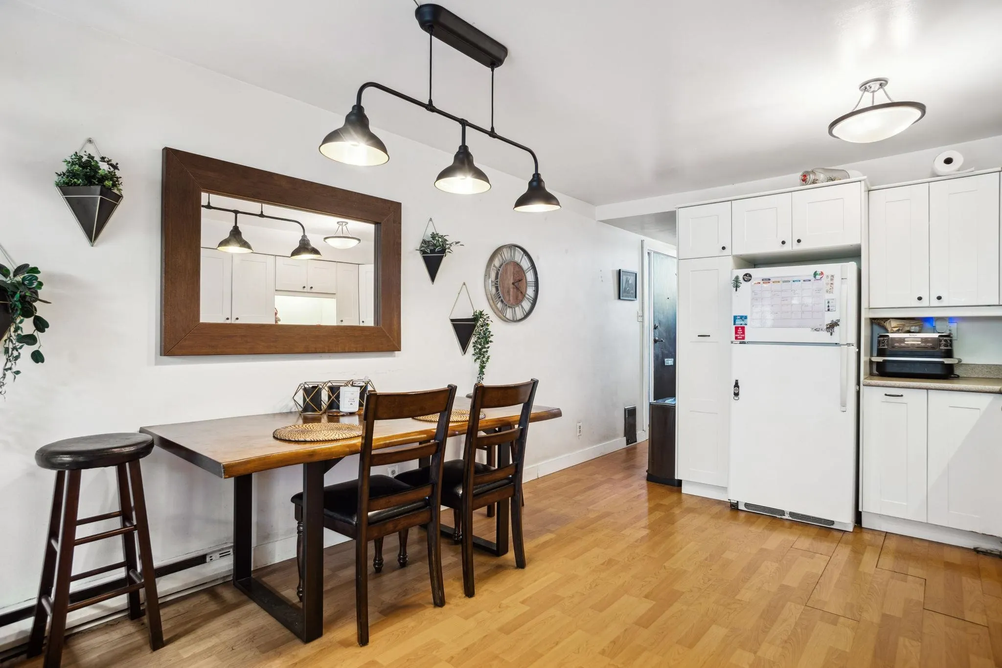 784 Millbank