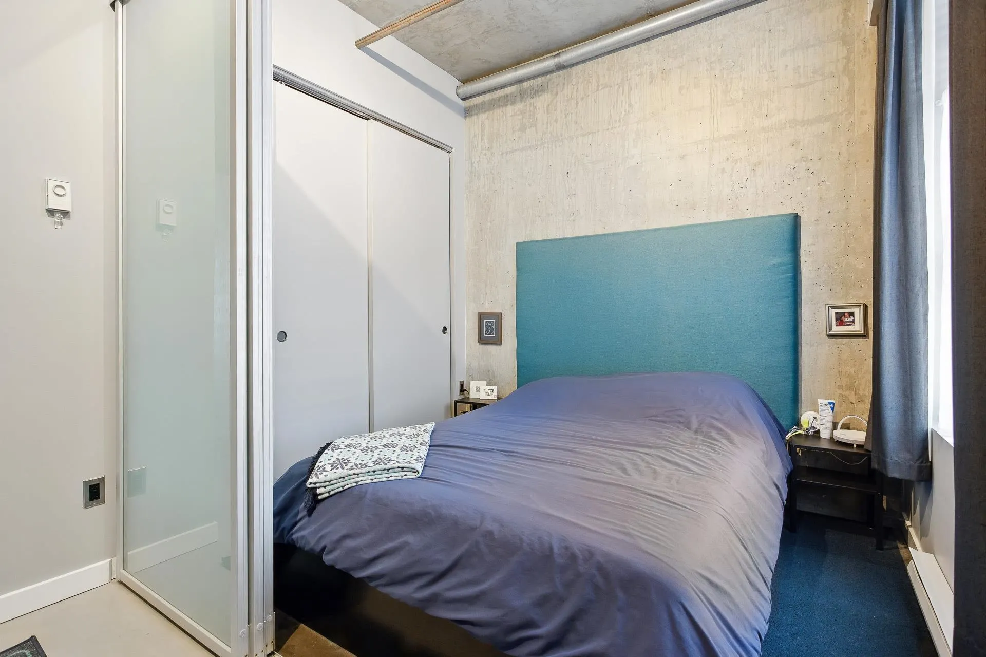 303 128 W 6th Avenue