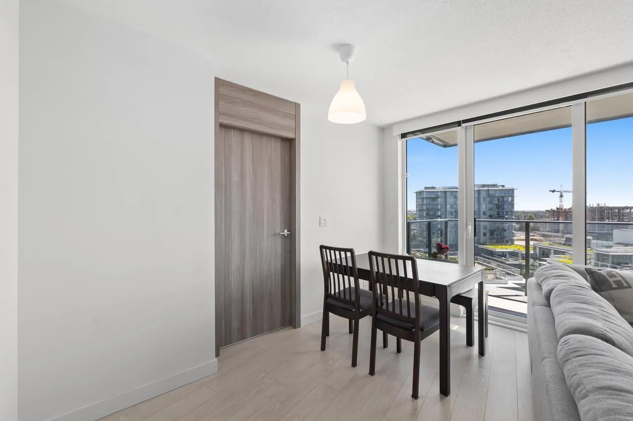 1281 8608 Hazelbridge Way